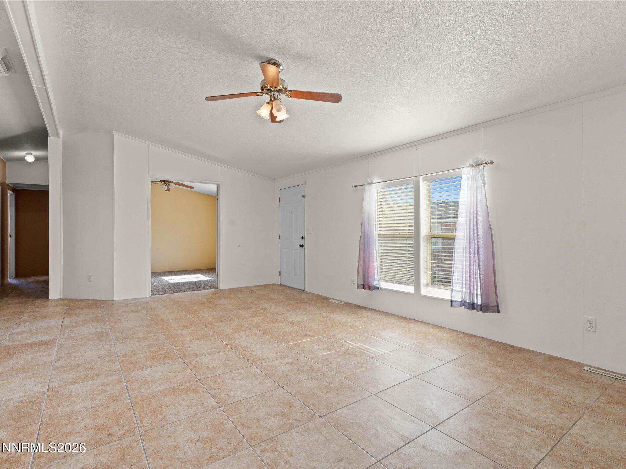 249 Miriam Way Property Photo 10
