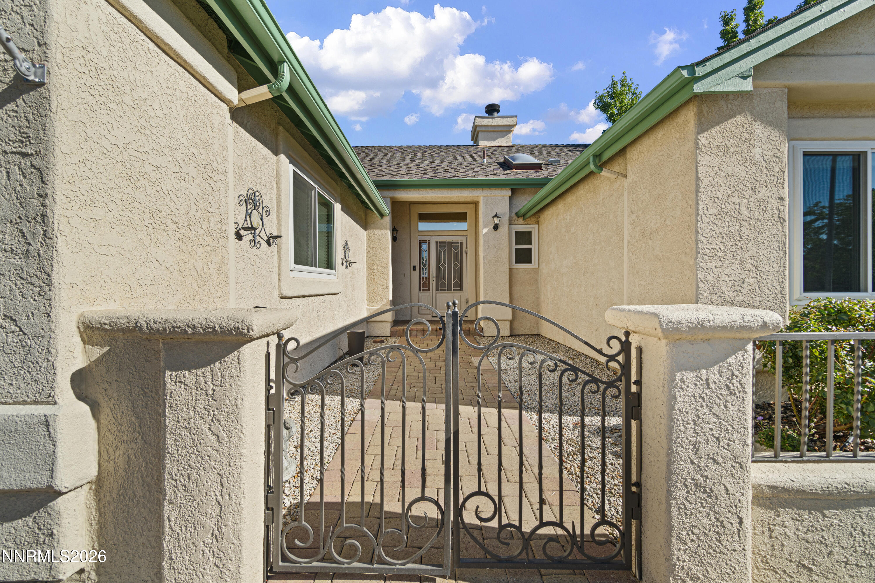 1216 Pleasantview Drive Property Photo 5