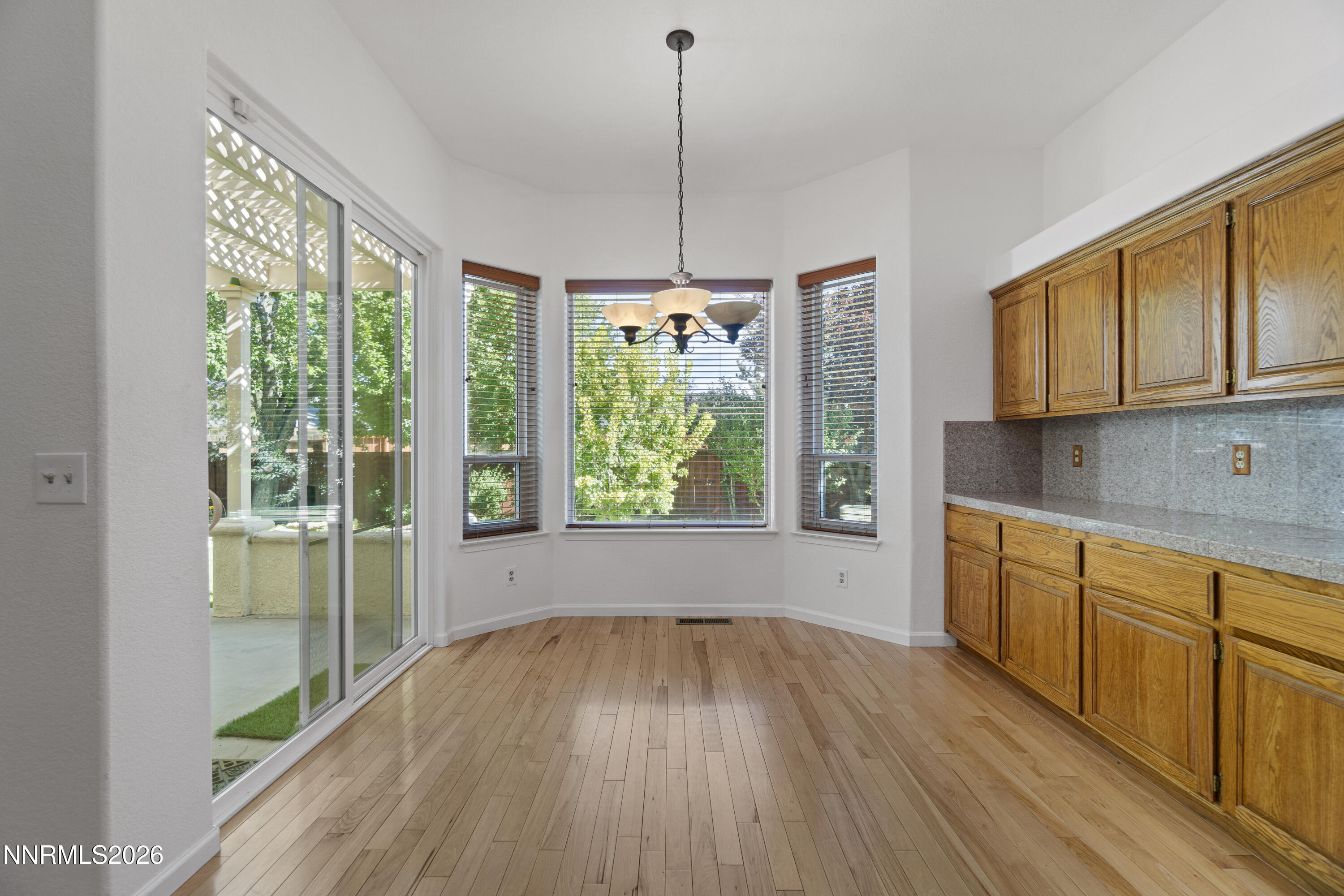 1216 Pleasantview Drive Property Photo 15
