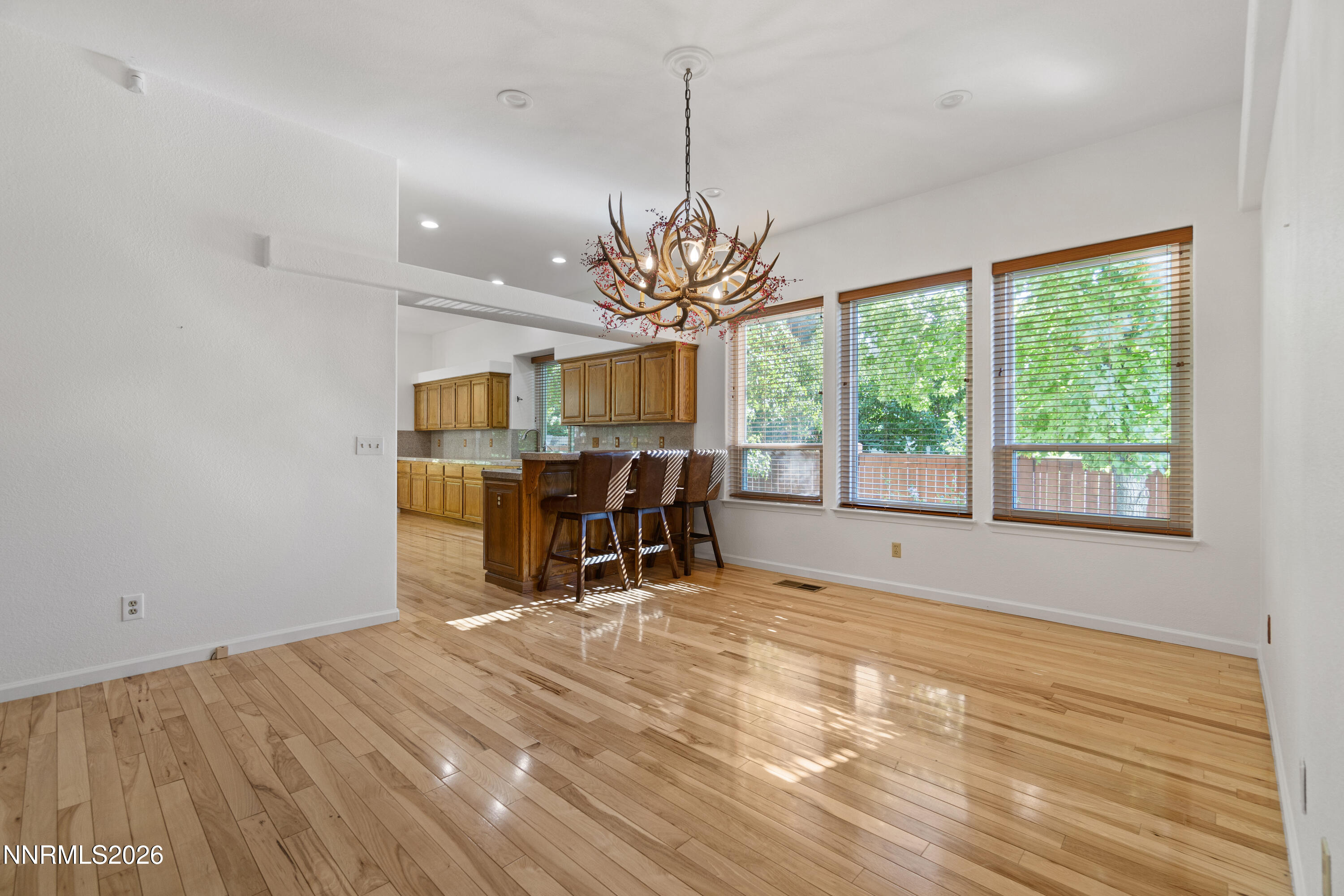 1216 Pleasantview Drive Property Photo 16