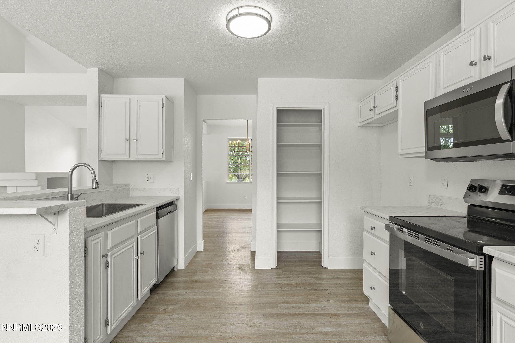 3989 Regal Drive Property Photo 14