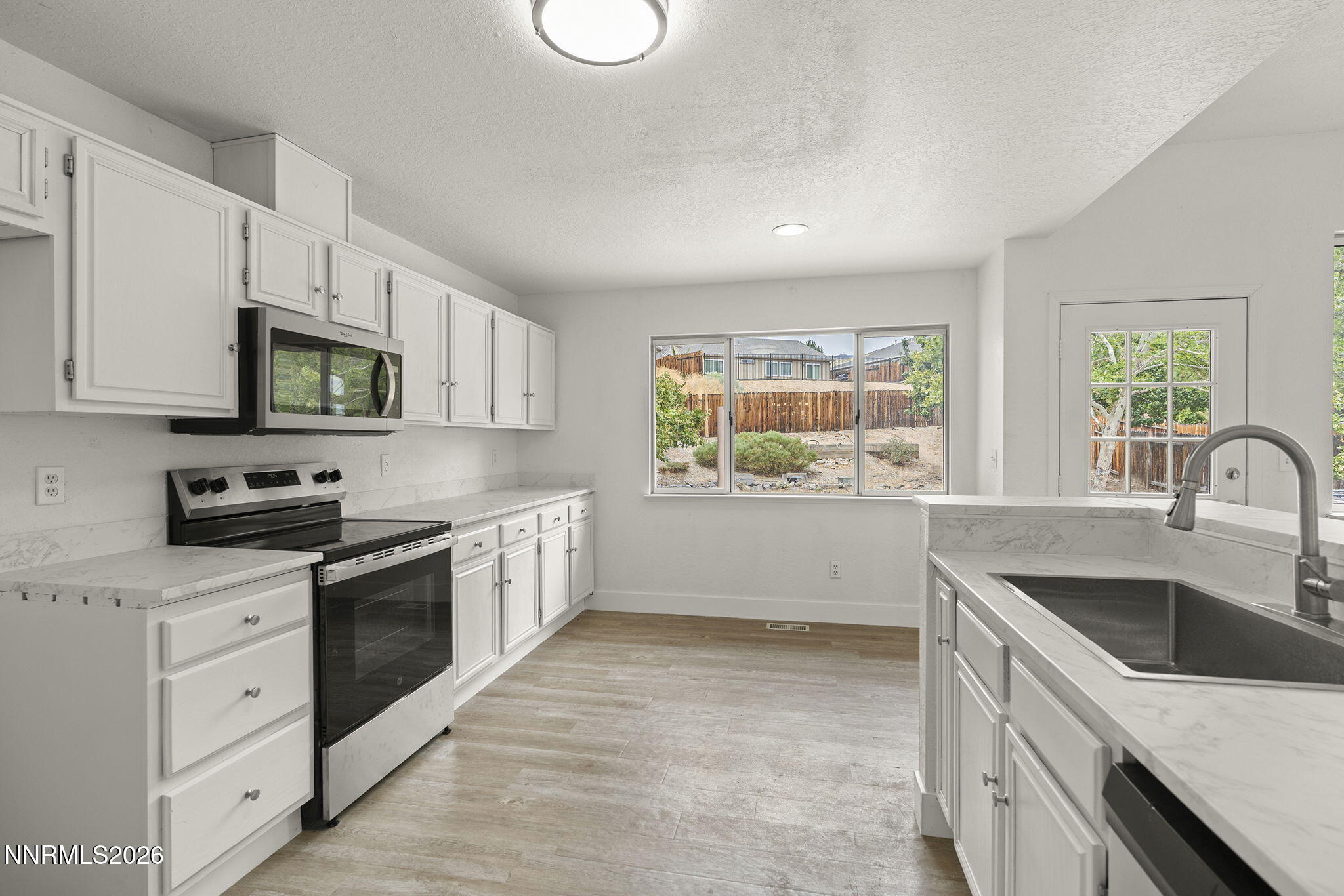 3989 Regal Drive Property Photo 15