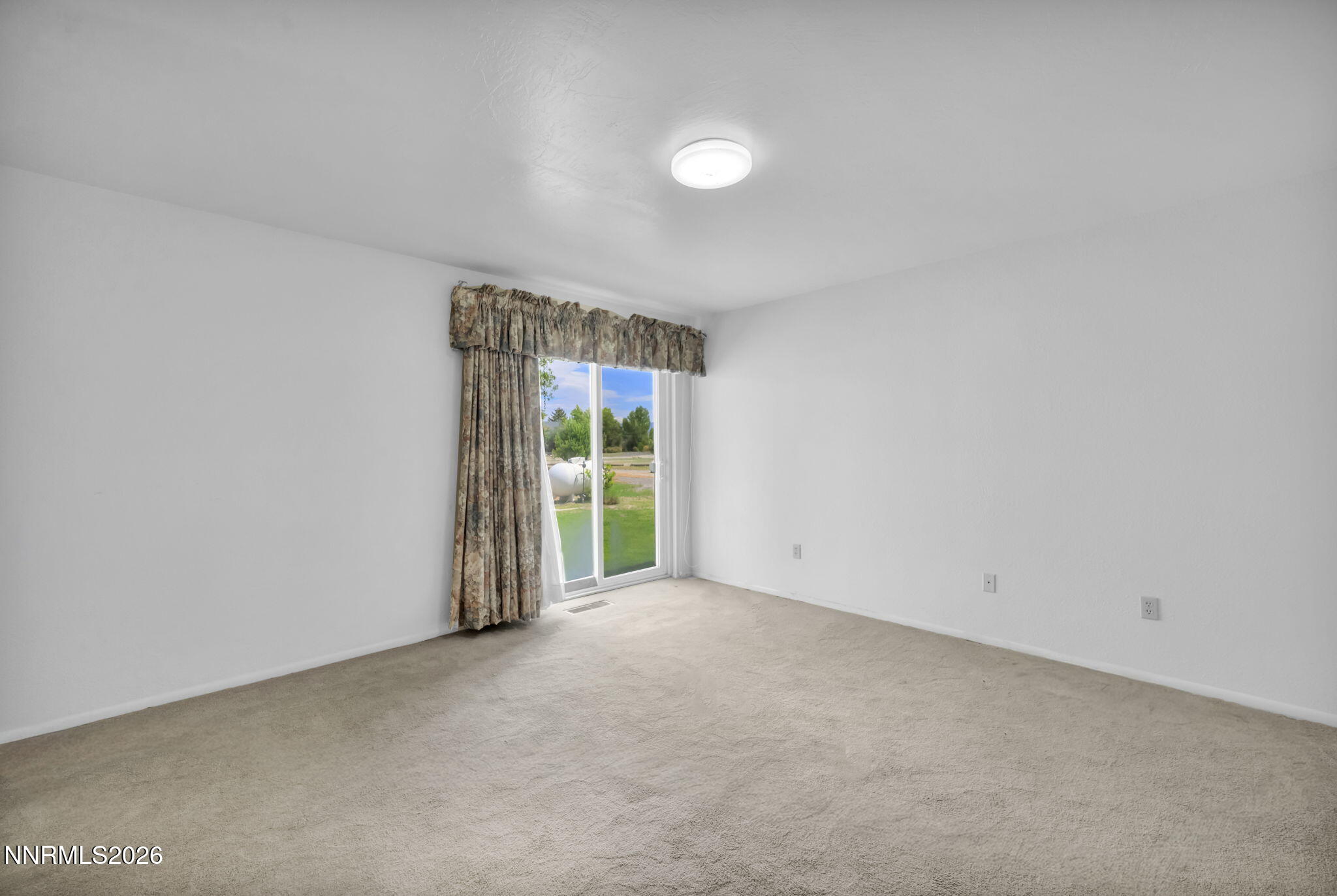 79 W Tucker Lane Property Photo 18