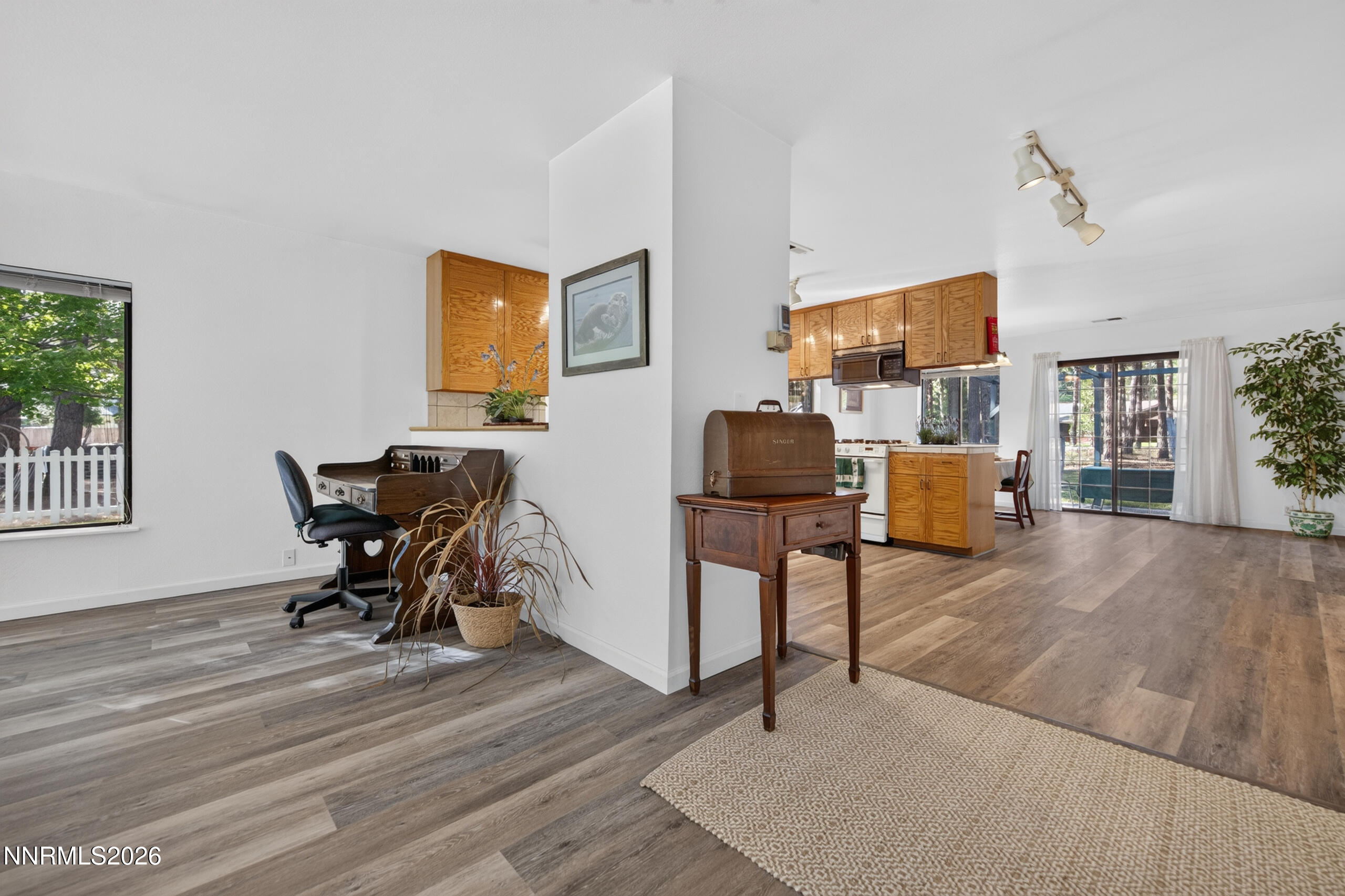 498 Red Cedar Court Property Photo 10