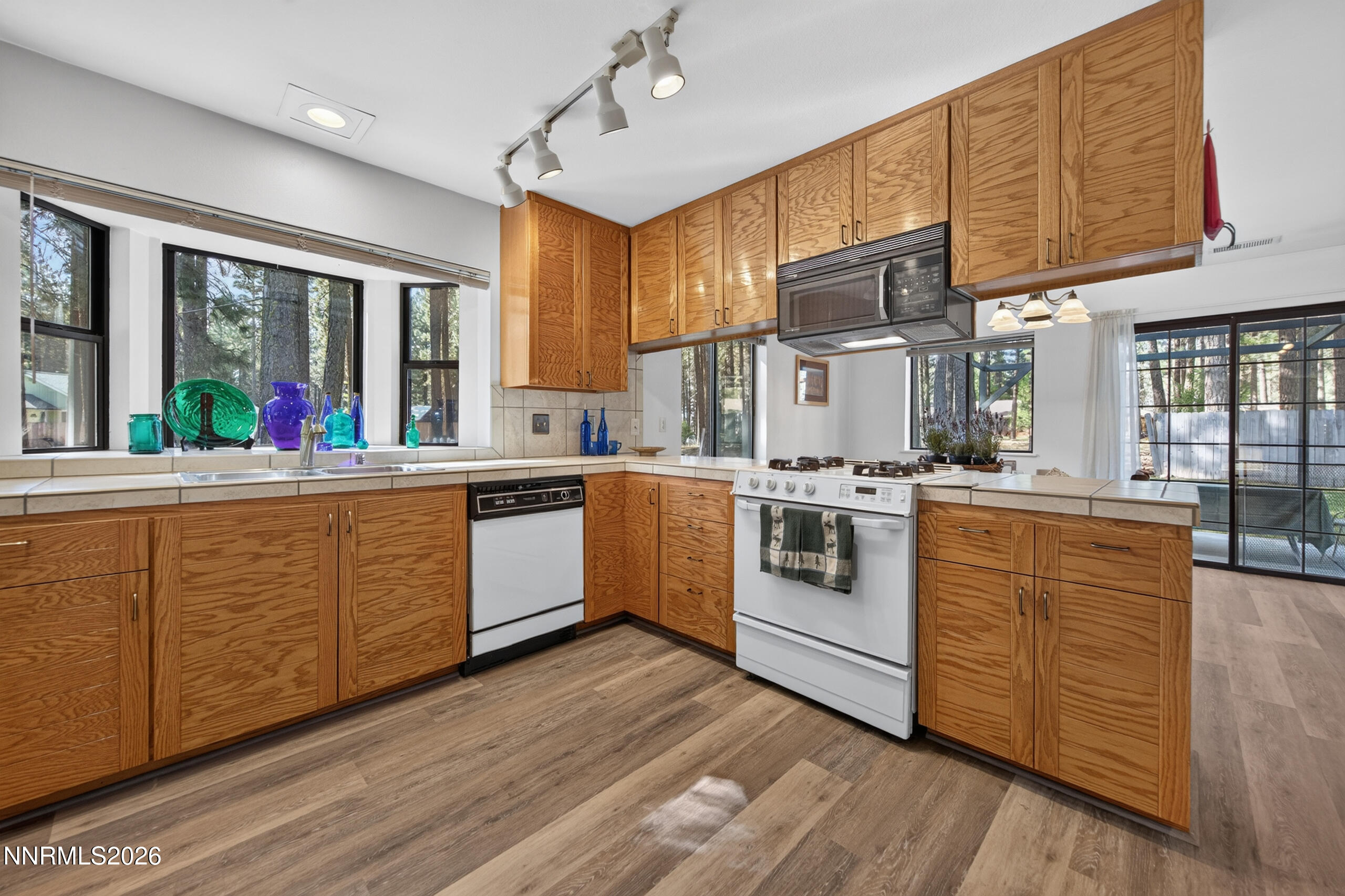 498 Red Cedar Court Property Photo 11