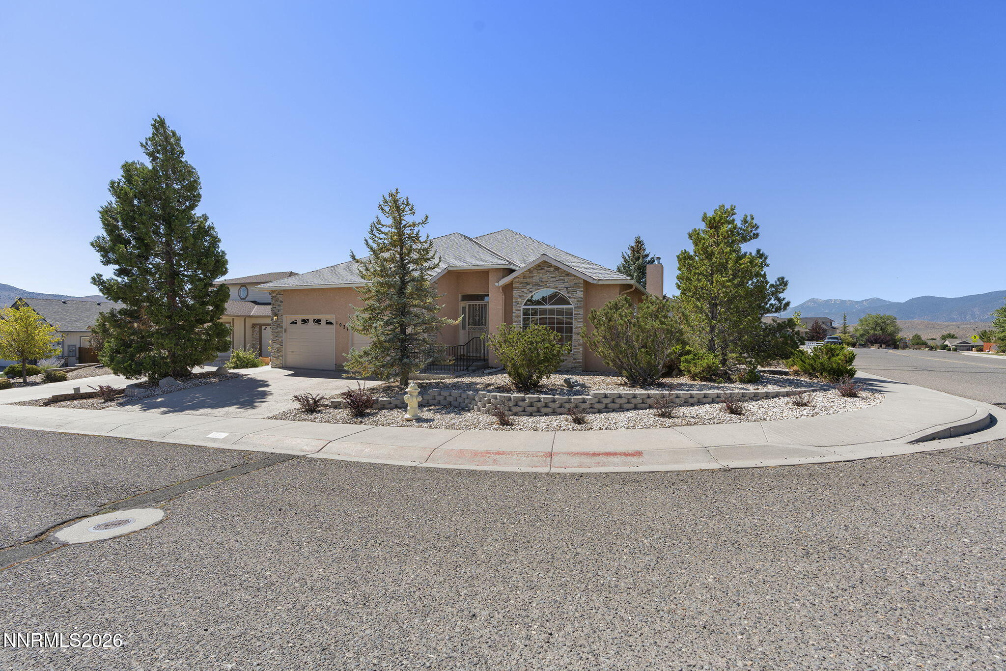 1021 Ridgeview Court Property Photo 1