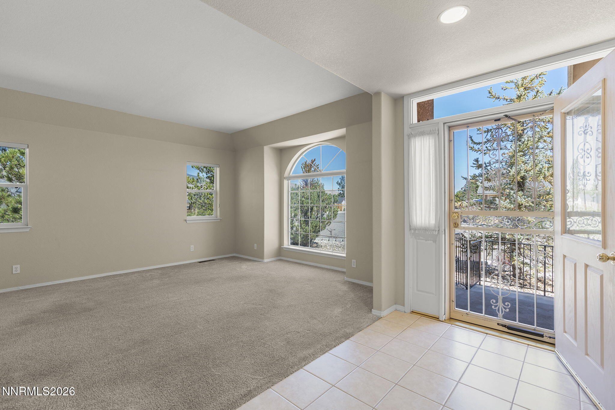 1021 Ridgeview Court Property Photo 8