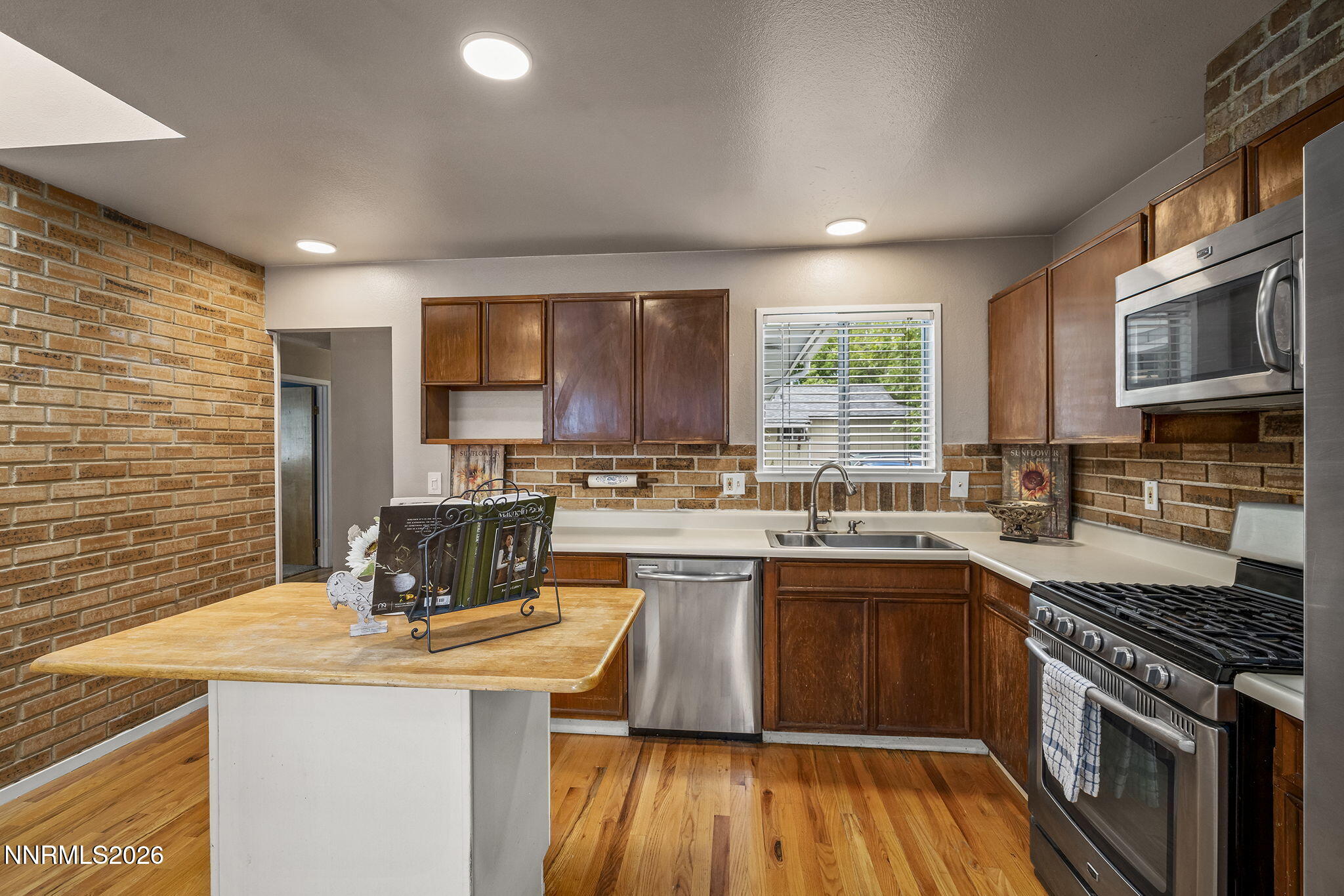 3520 4th Street Property Photo 5