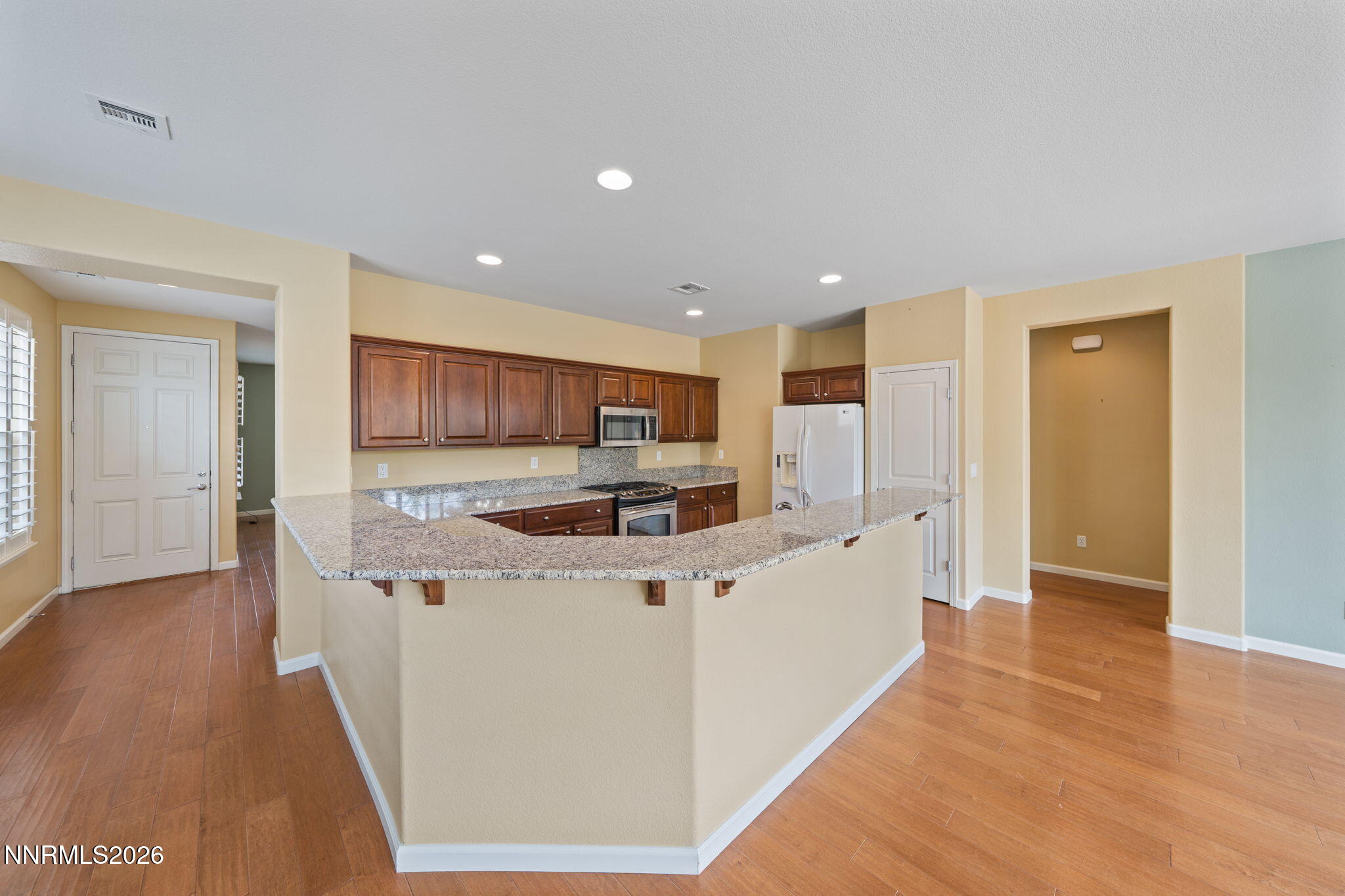 1020 W Del Webb Parkway Property Photo 14