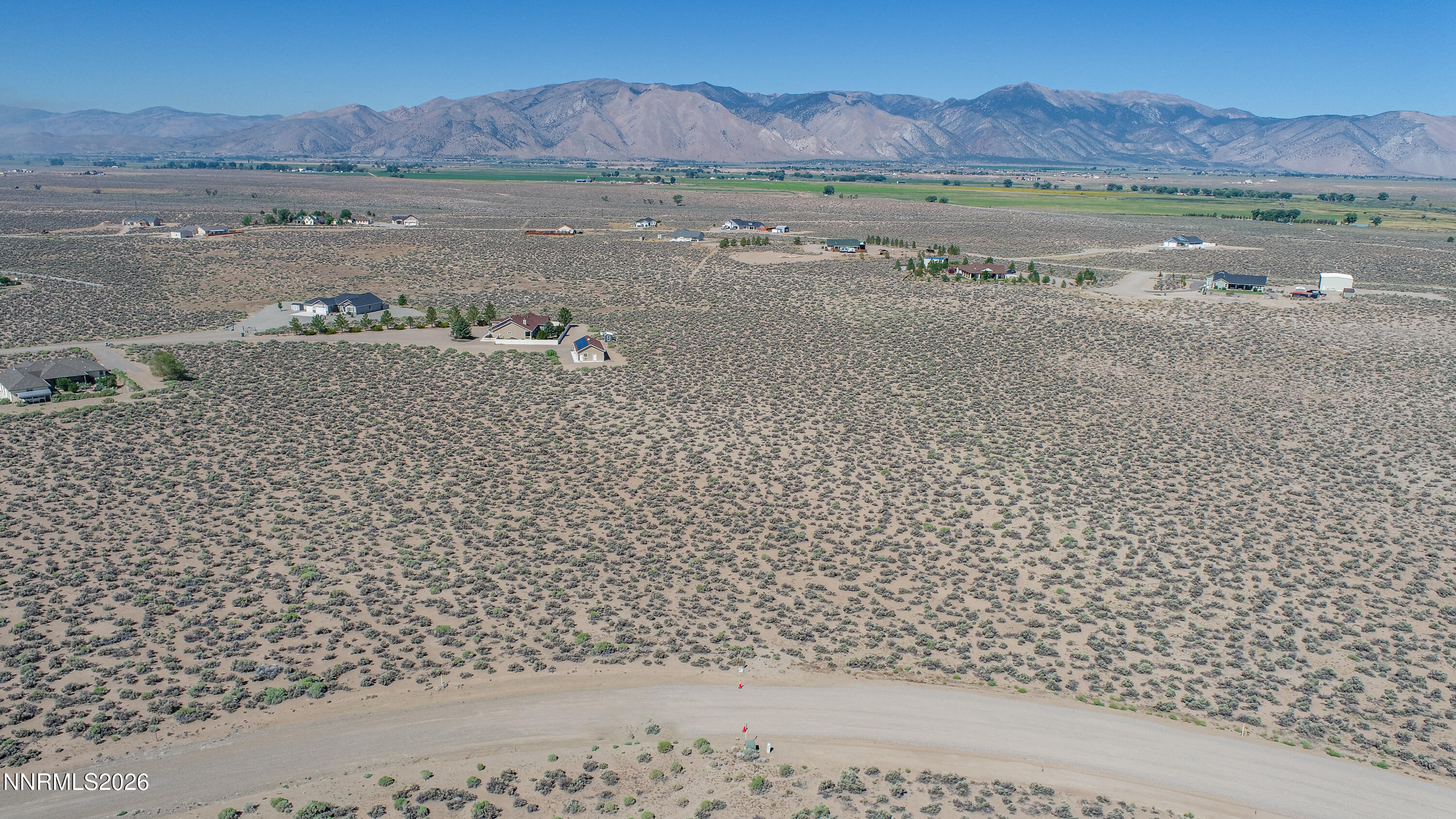 201 W Sierra View Drive Property Photo 7
