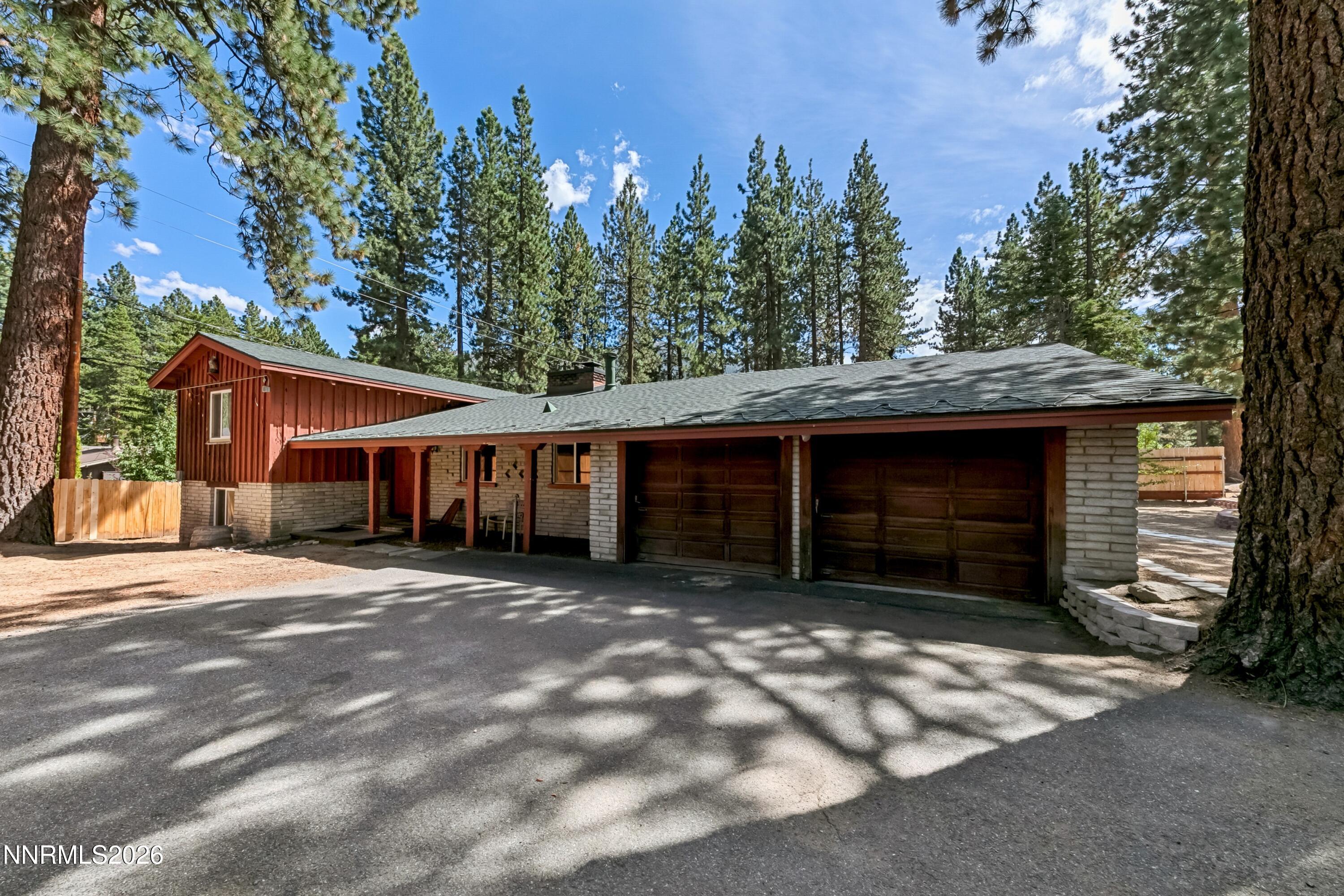 179 Pine Ridge Drive Property Photo 1