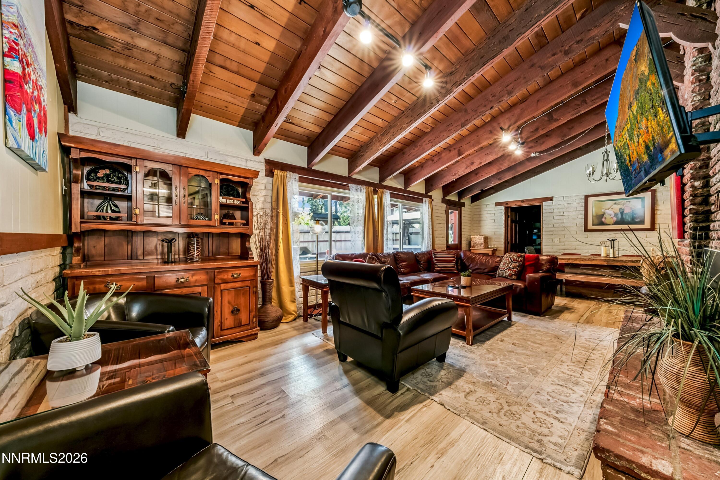 179 Pine Ridge Drive Property Photo 7