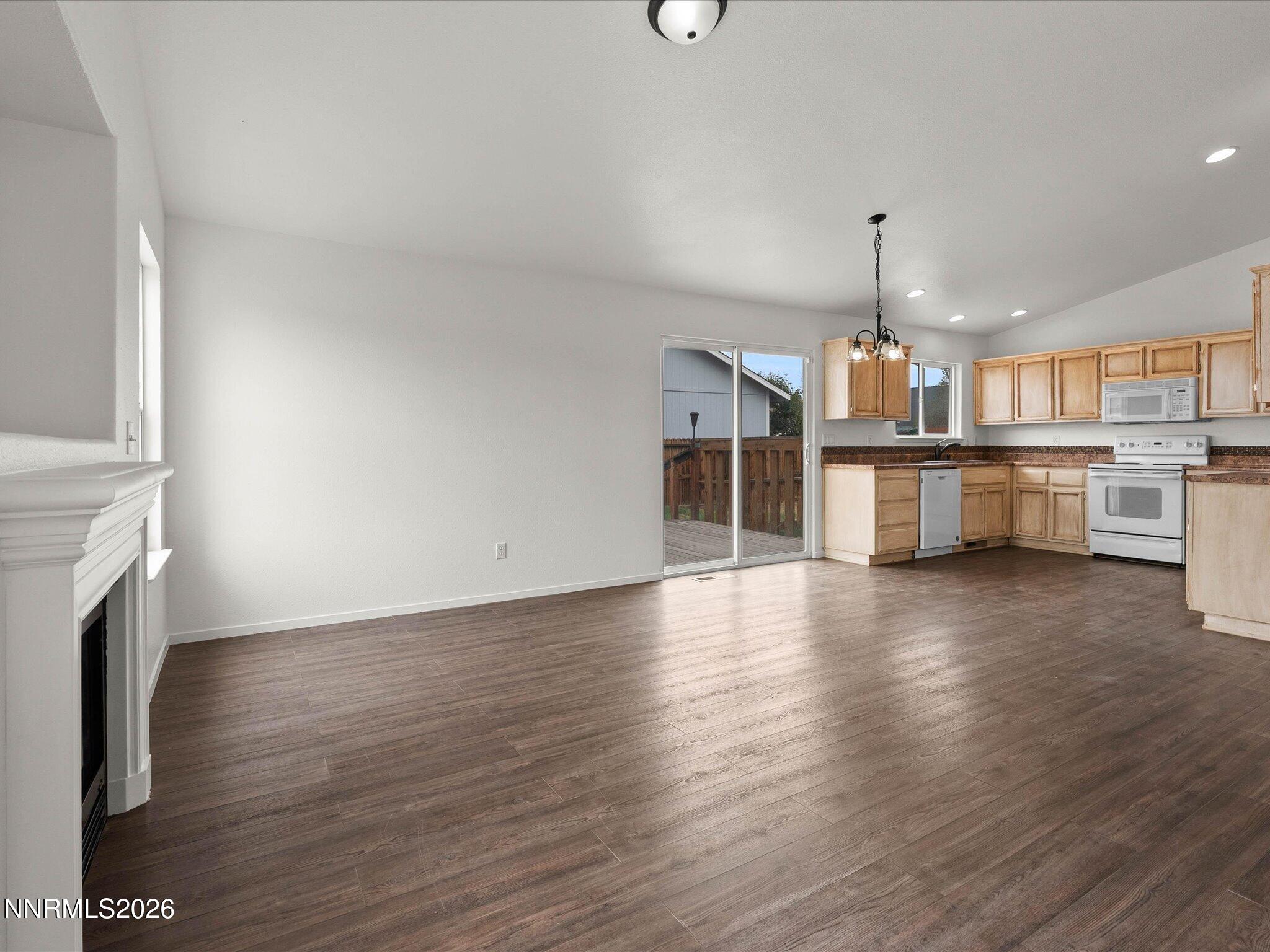 318 Emigrant Way Property Photo 10