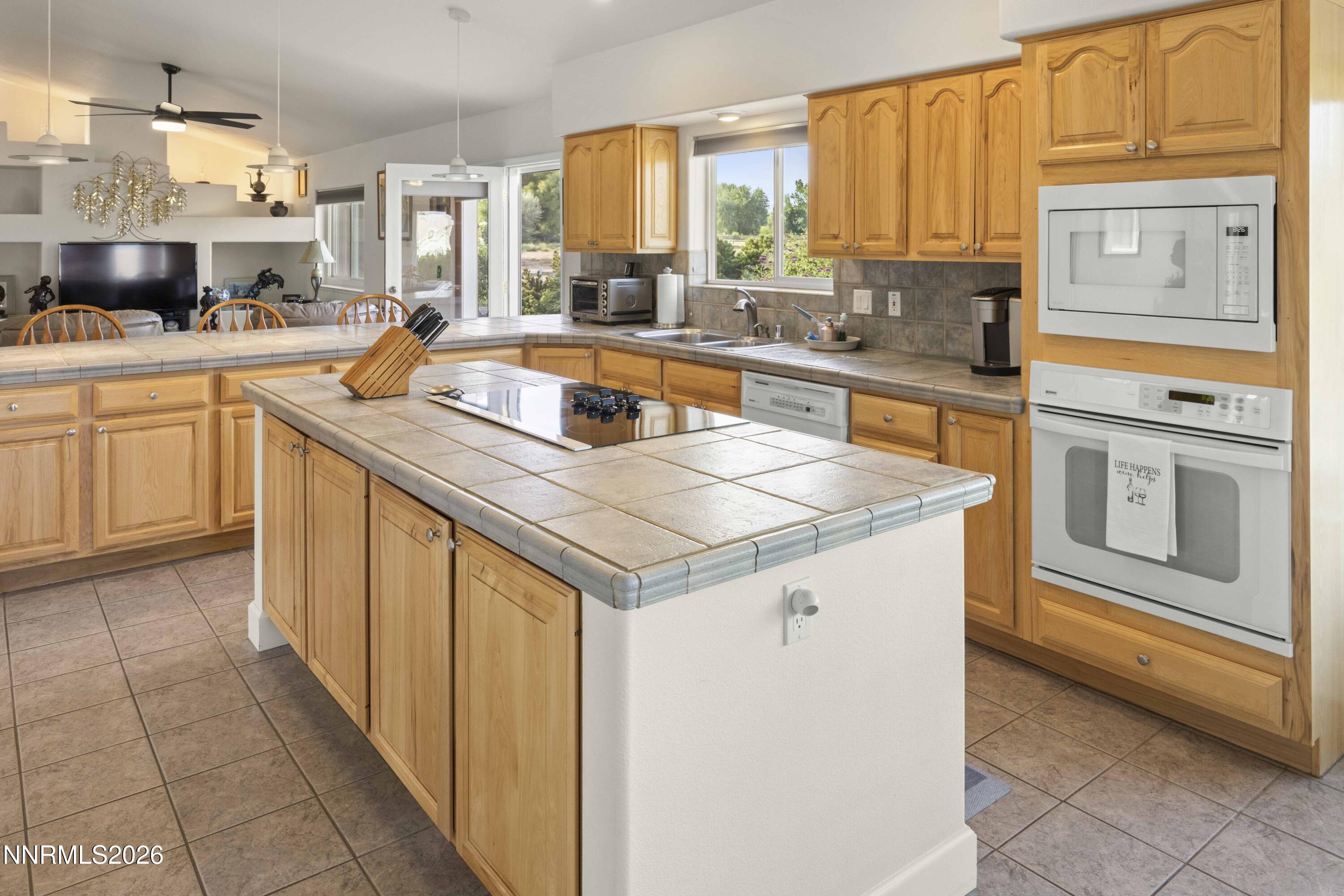 213 Quail Run Road Property Photo 11