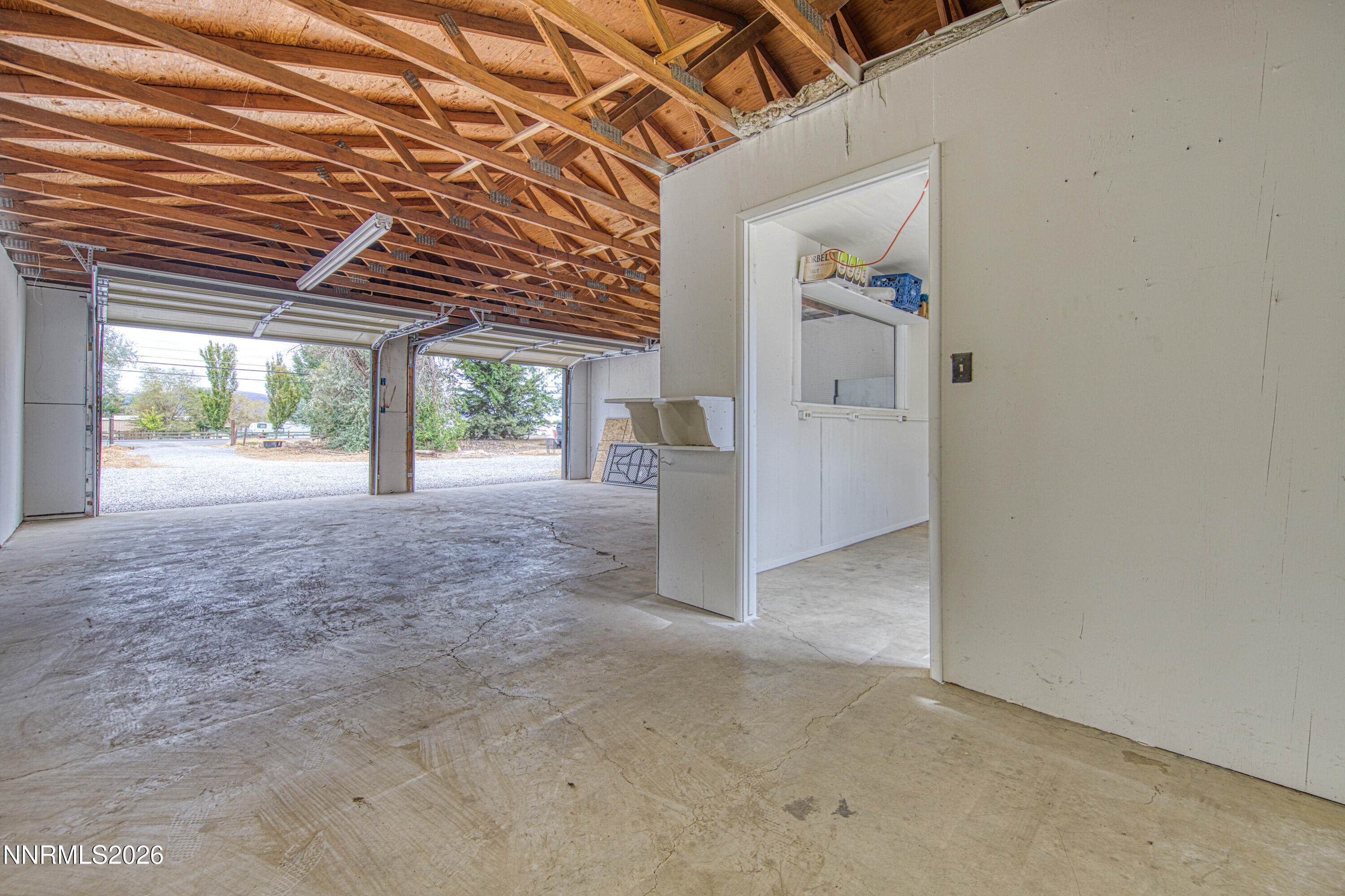 1395 Farm District Road Property Photo 8