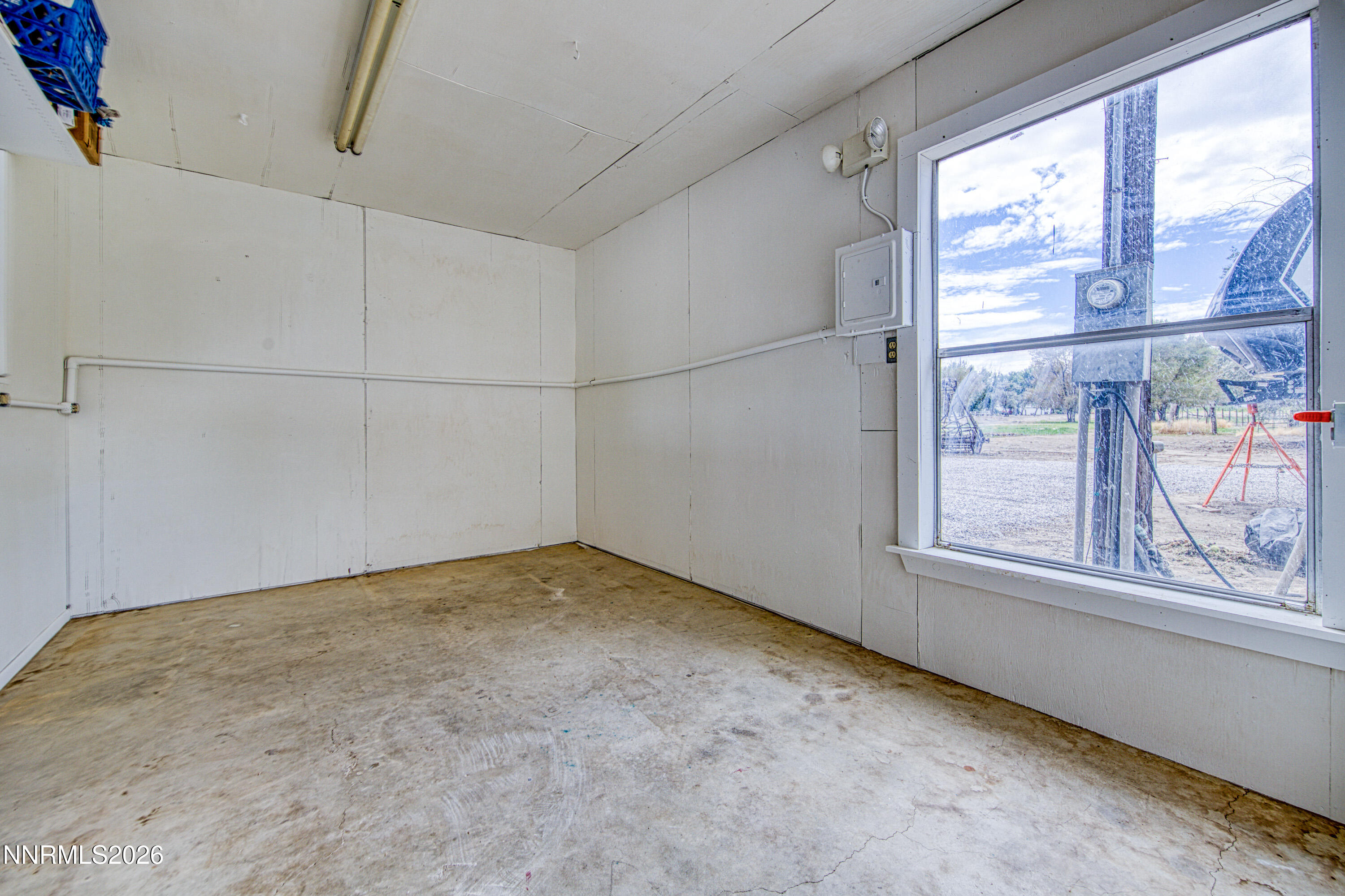 1395 Farm District Road Property Photo 11