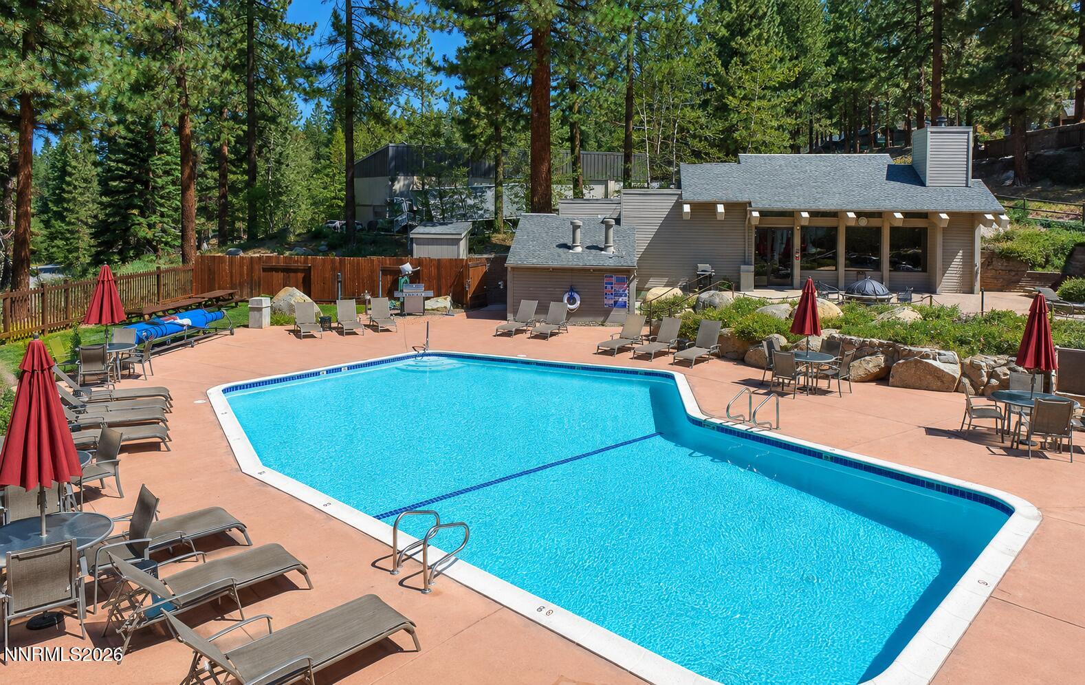230 Clubhouse Circle Property Photo 28