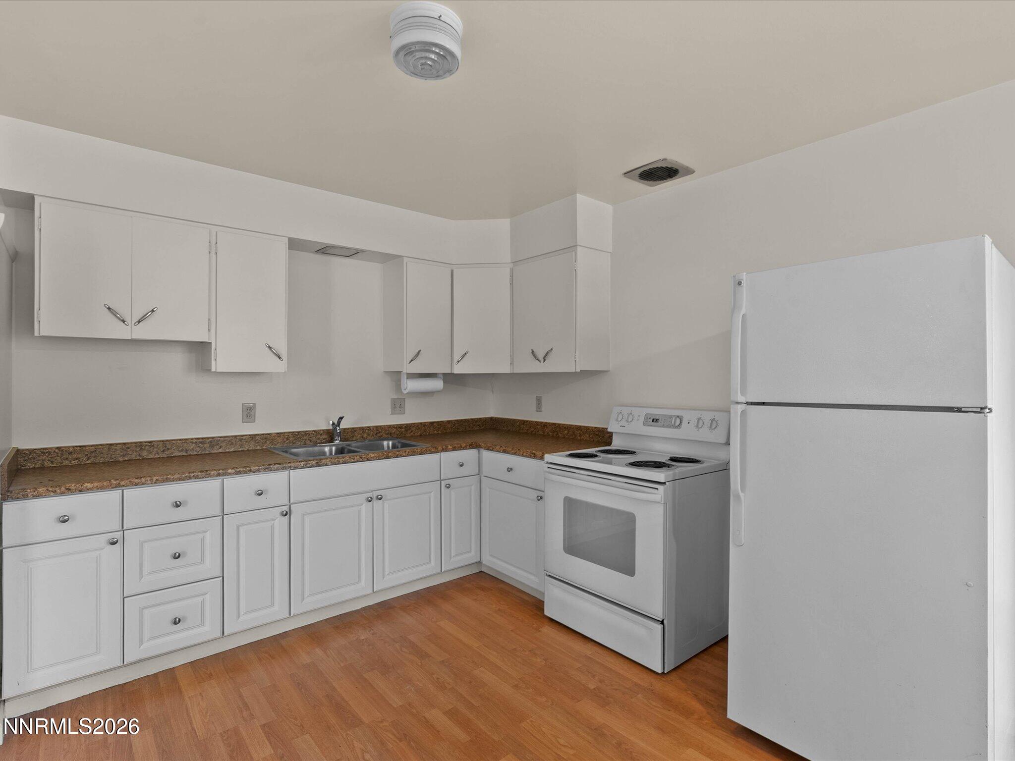526 7th Street Property Photo 13