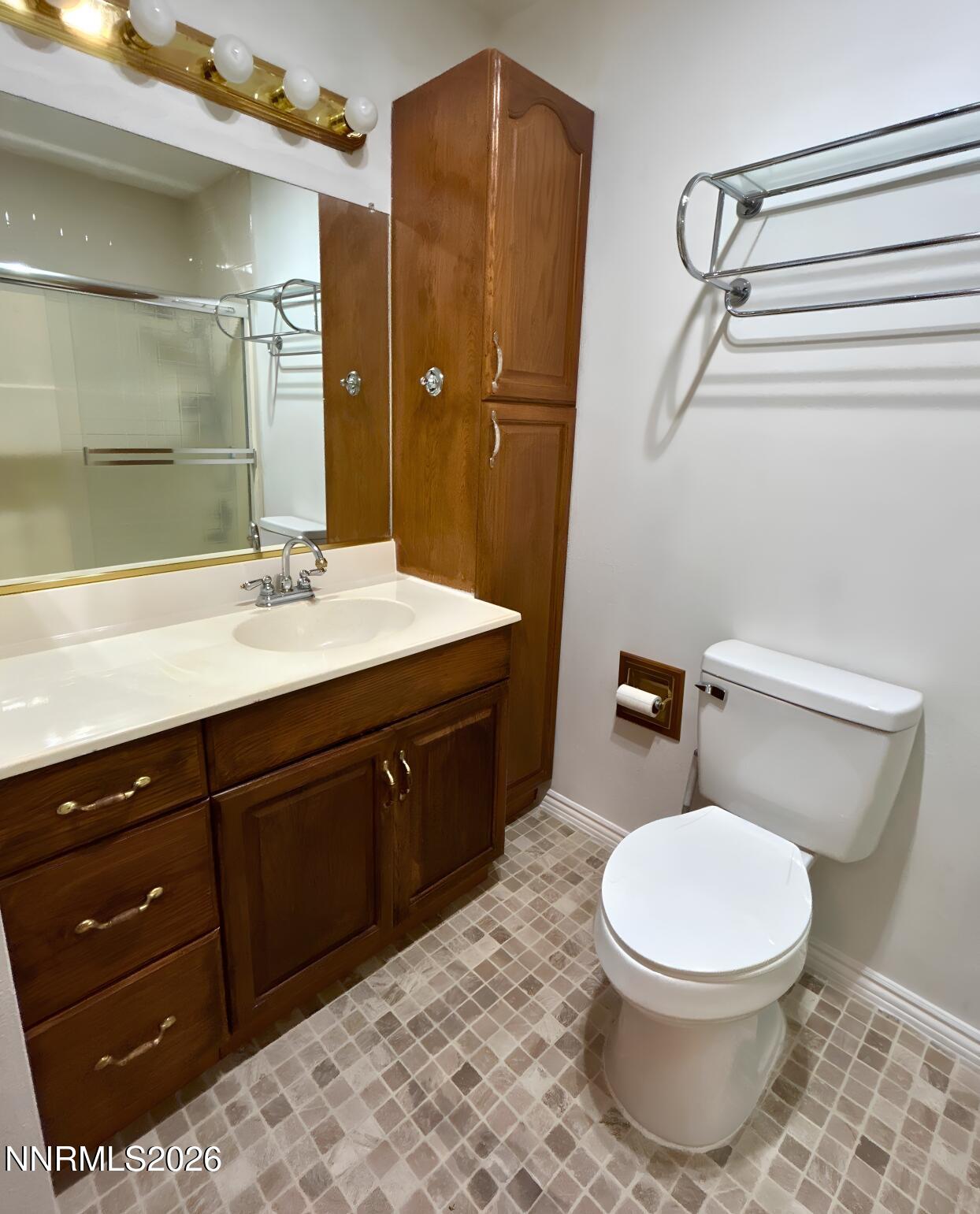 927 Stanford Way Property Photo 8