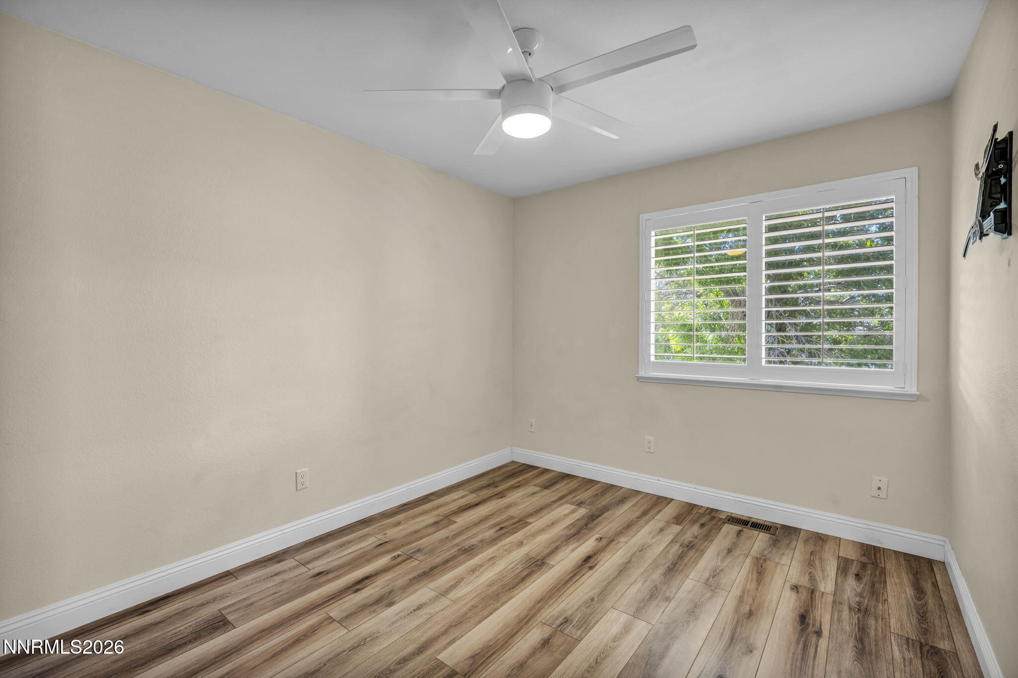 6490 Brookview Circle Property Photo 32