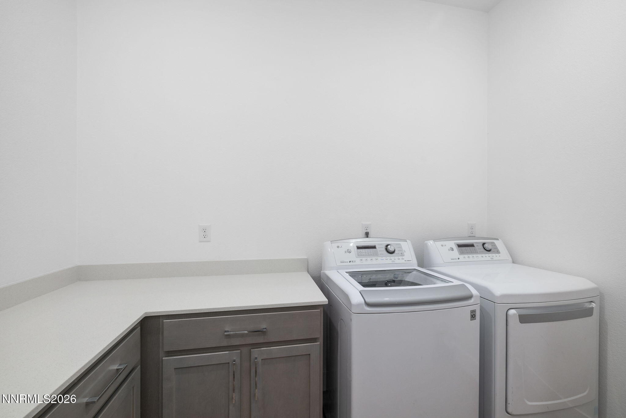 11658 Sugarloaf Peak Drive Property Photo 28