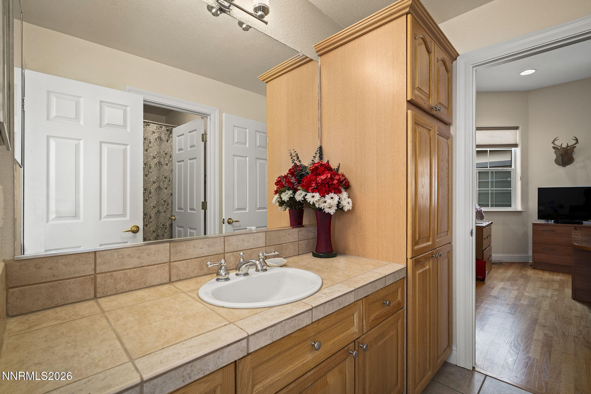 2517 Rampart Terrace Property Photo 16