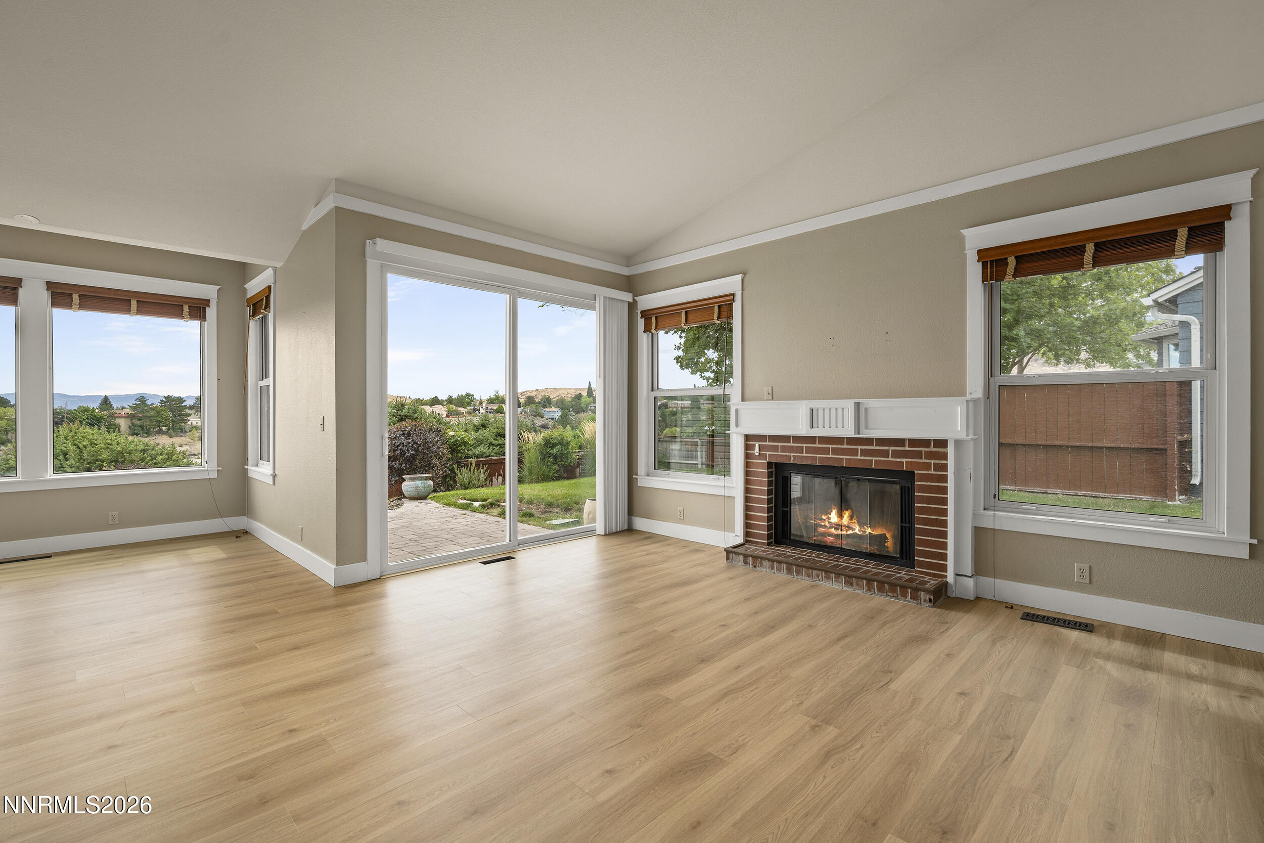 2366 Silver Ridge Drive Property Photo 8