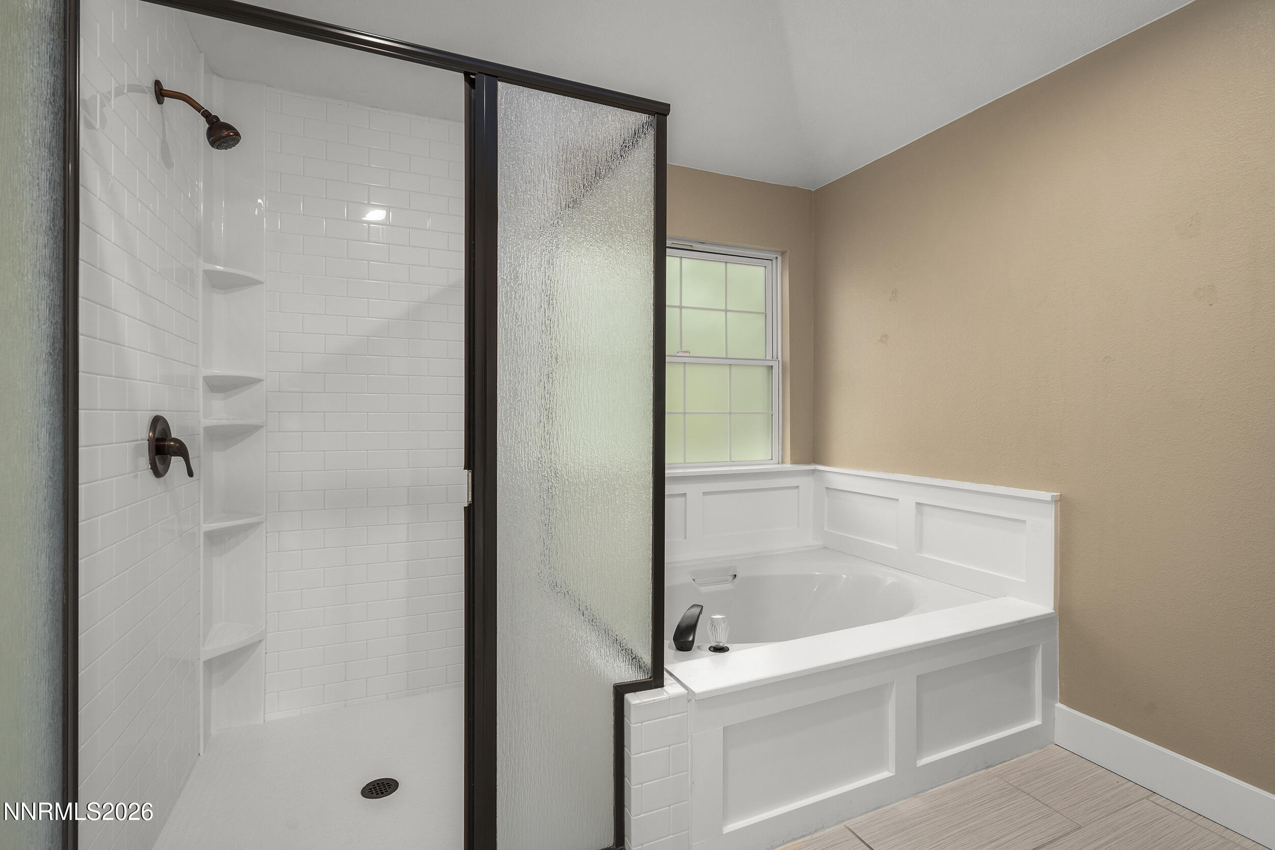 2366 Silver Ridge Drive Property Photo 18