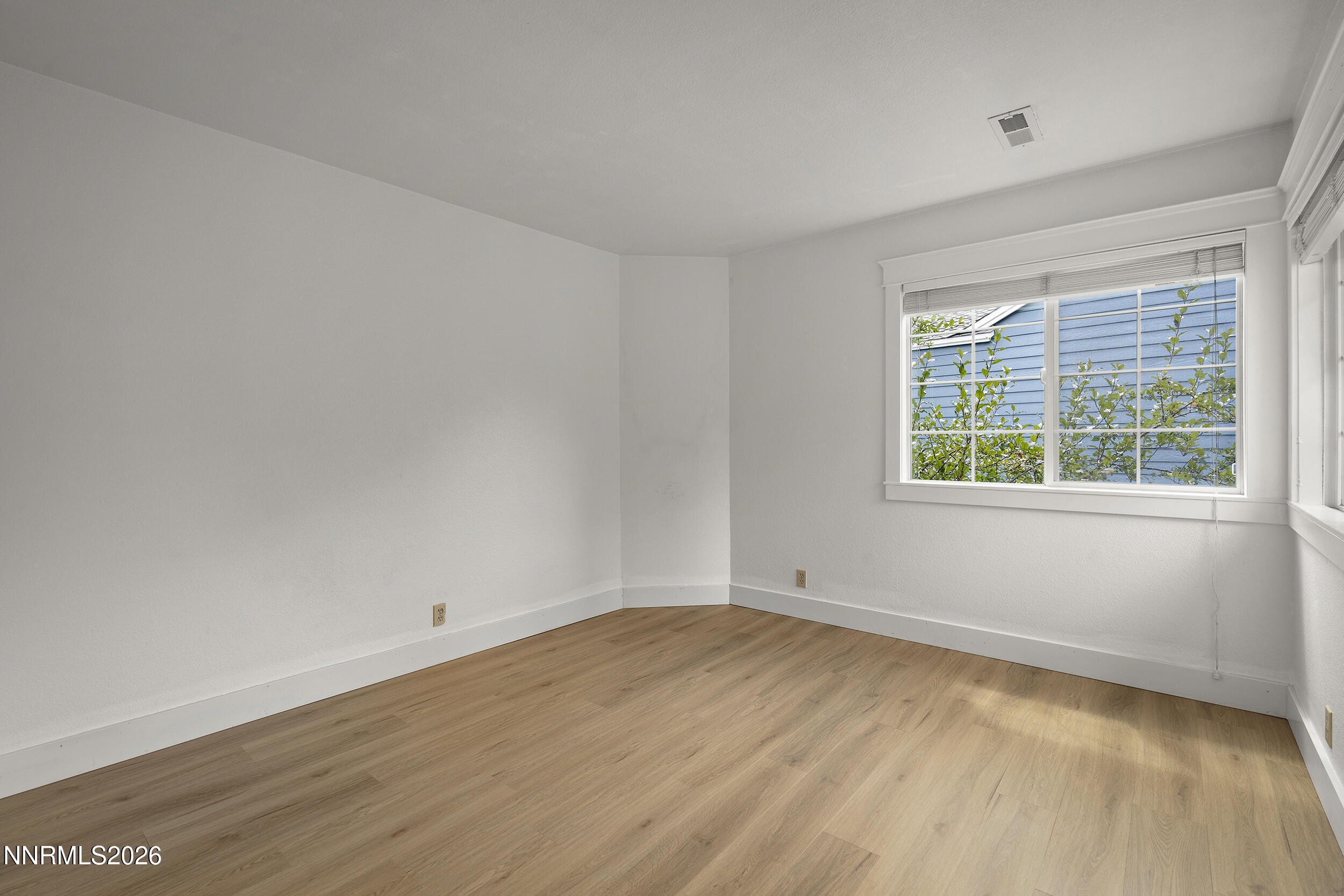 2366 Silver Ridge Drive Property Photo 21