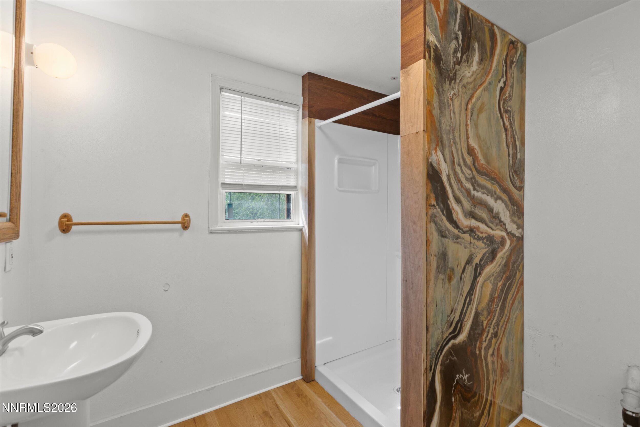 454 Glenmanor Drive Property Photo 17