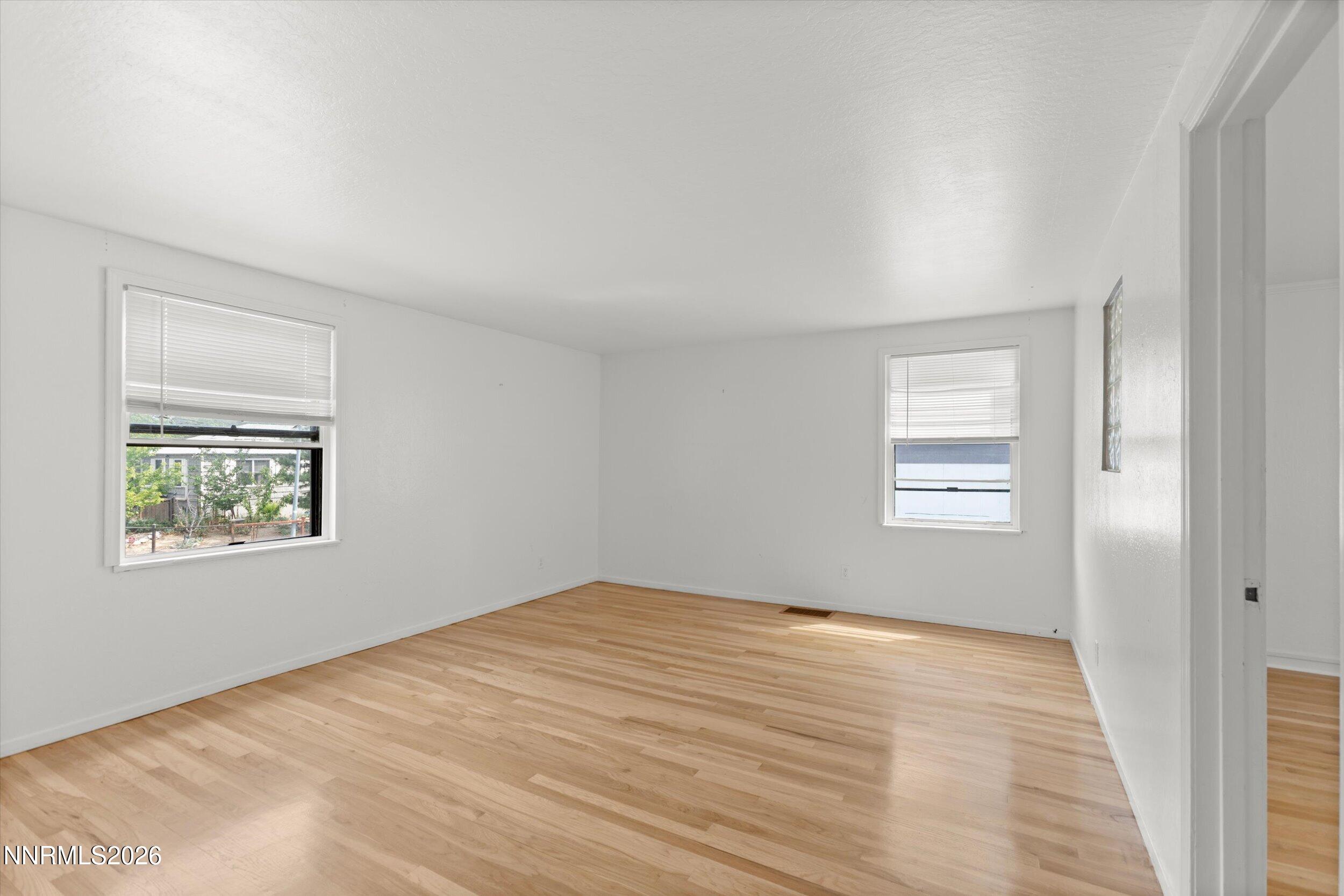 454 Glenmanor Drive Property Photo 18
