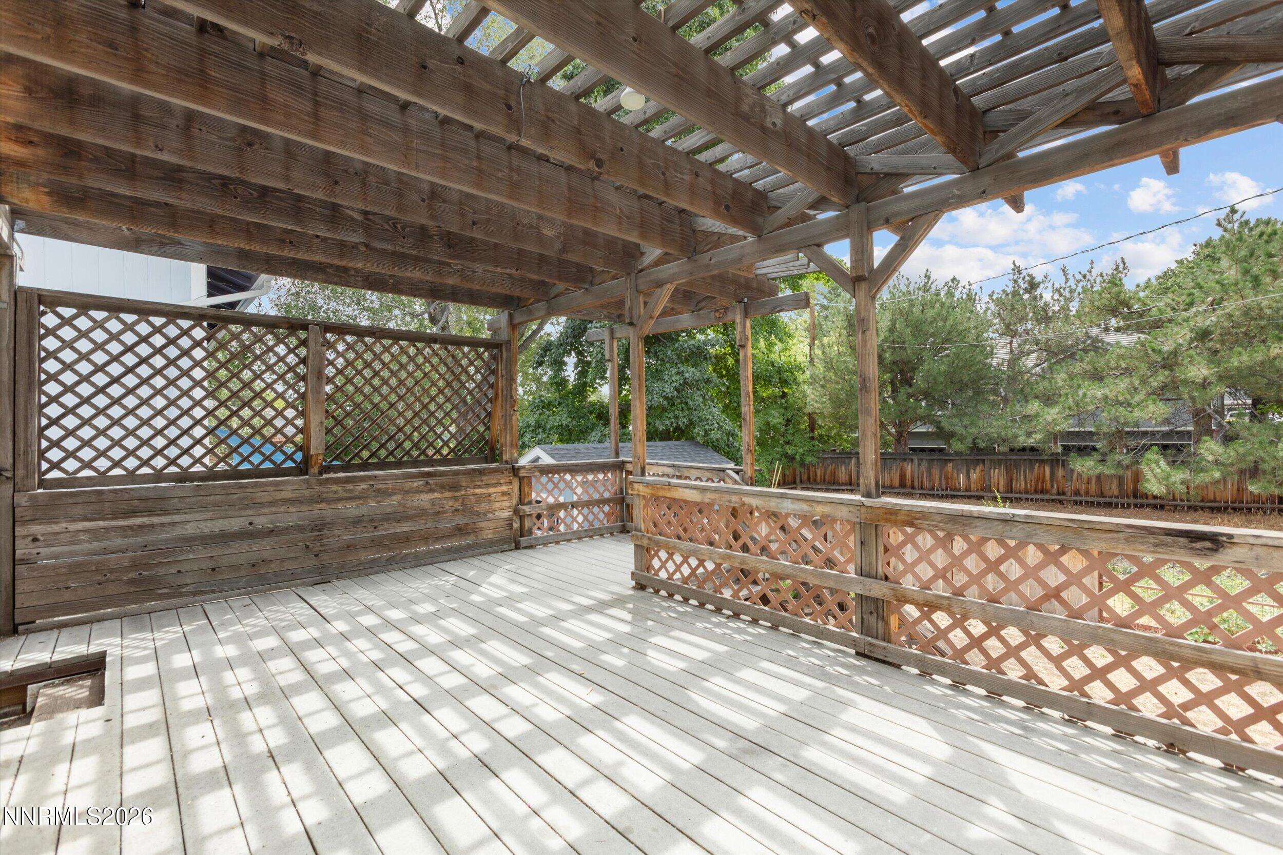 454 Glenmanor Drive Property Photo 22
