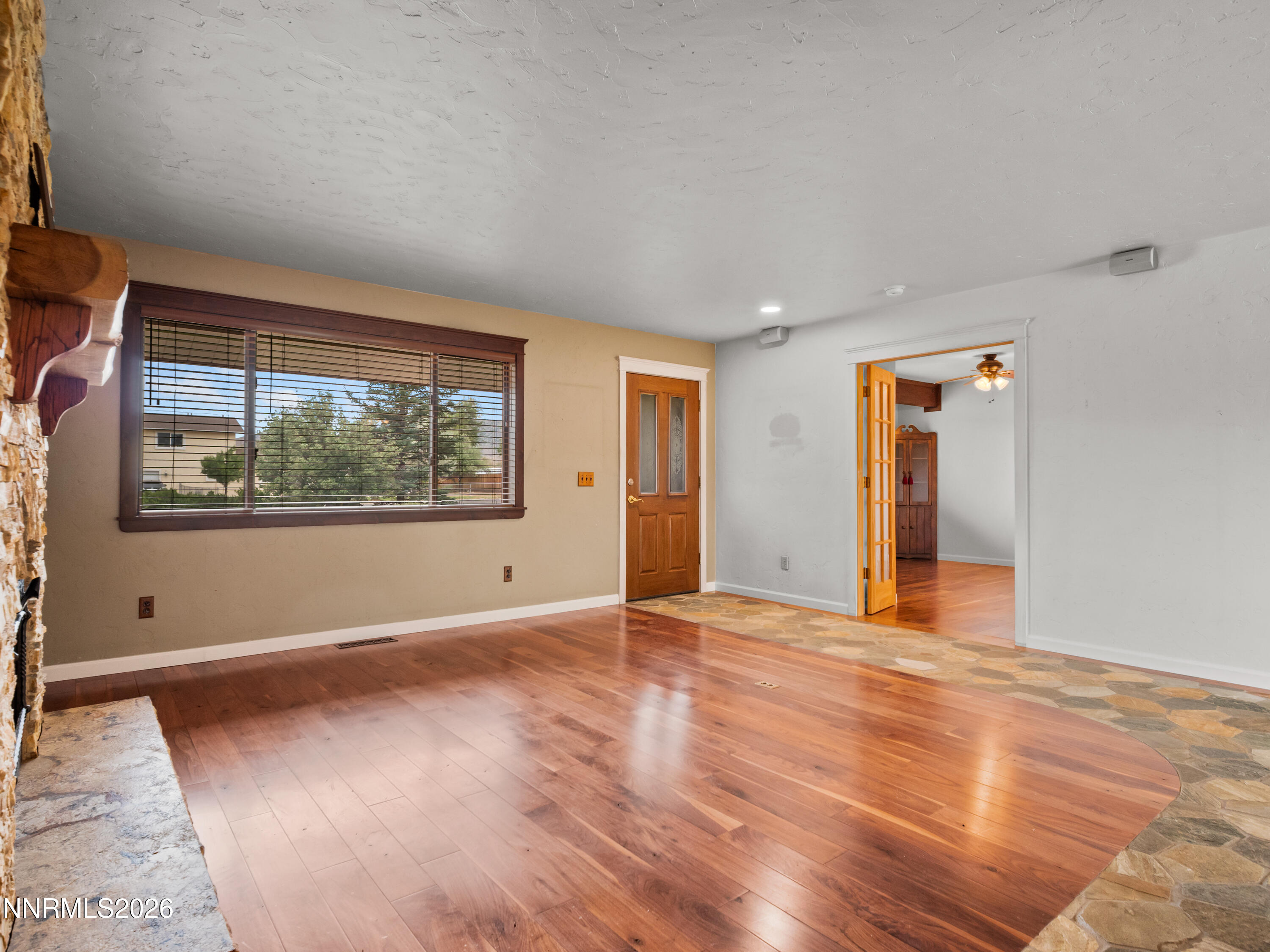 1321 Dennis Street Property Photo 6