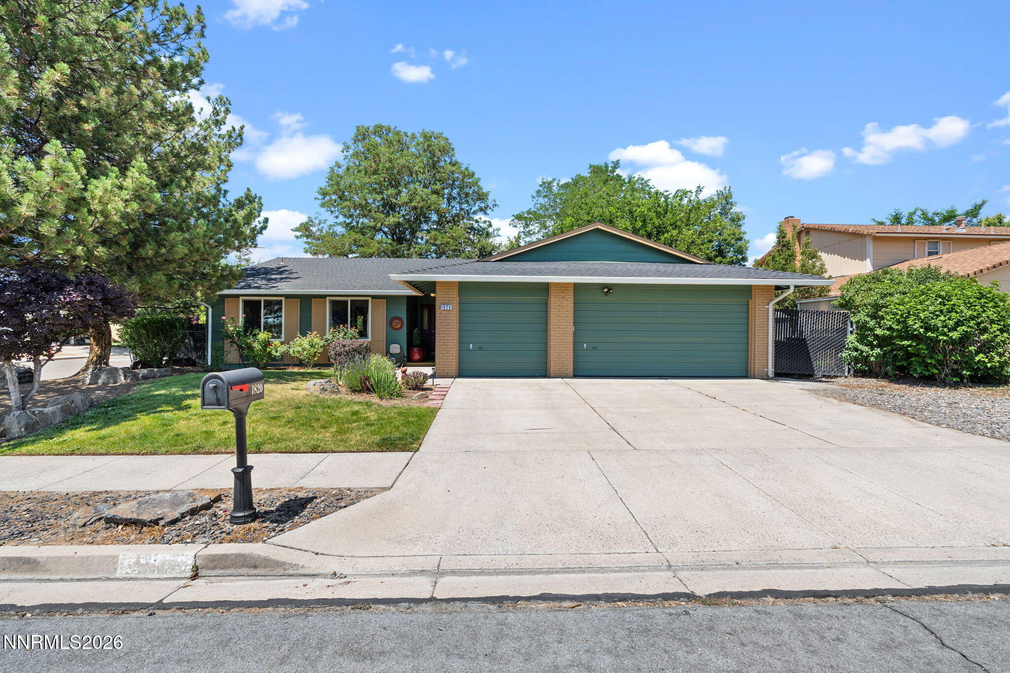 1820 Del Rosa Way Property Photo 1