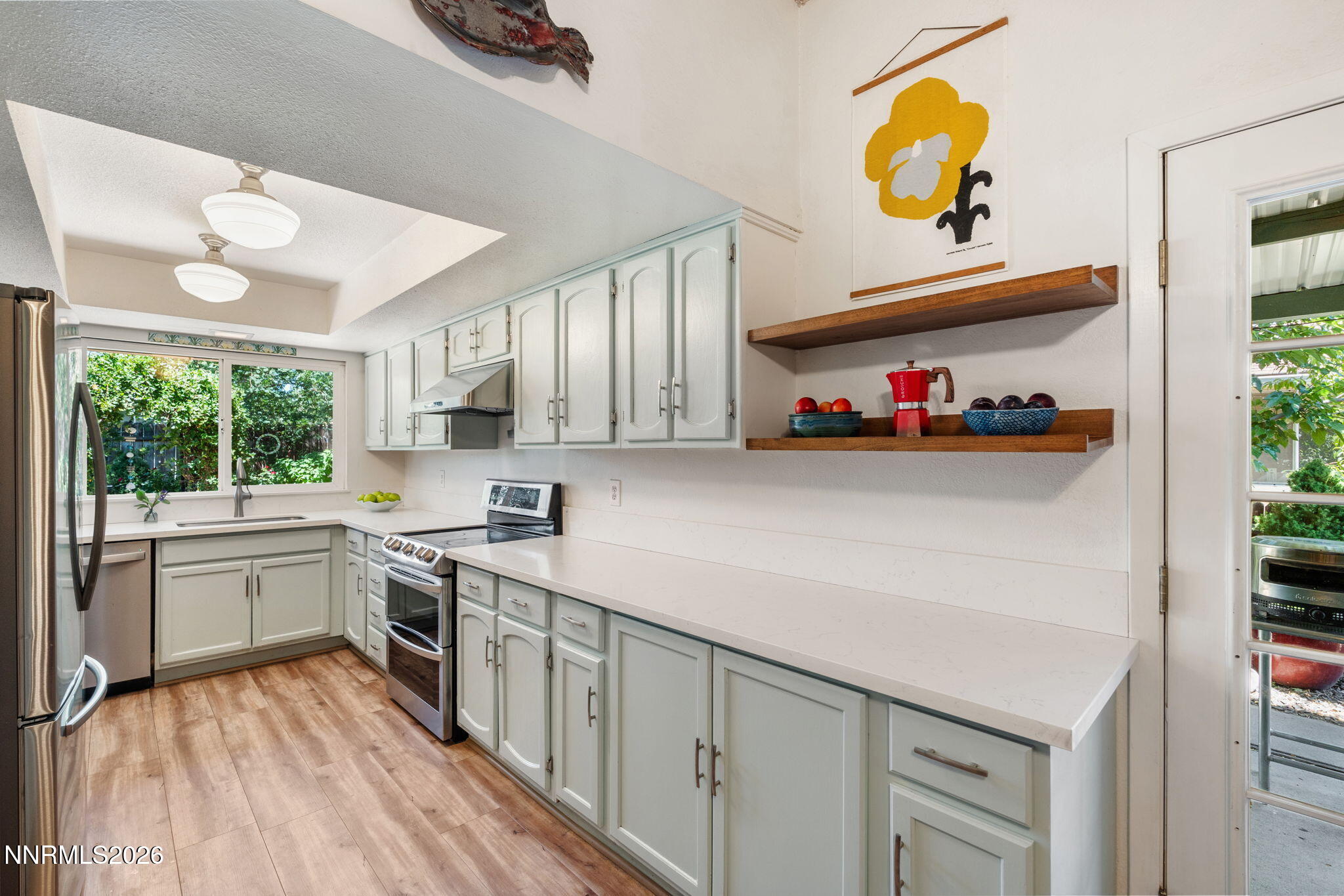 1820 Del Rosa Way Property Photo 3
