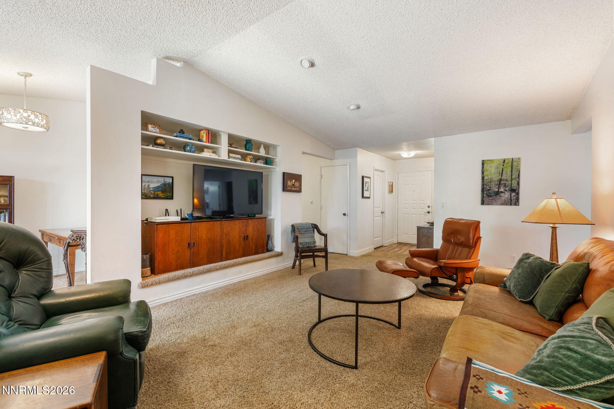 1820 Del Rosa Way Property Photo 8