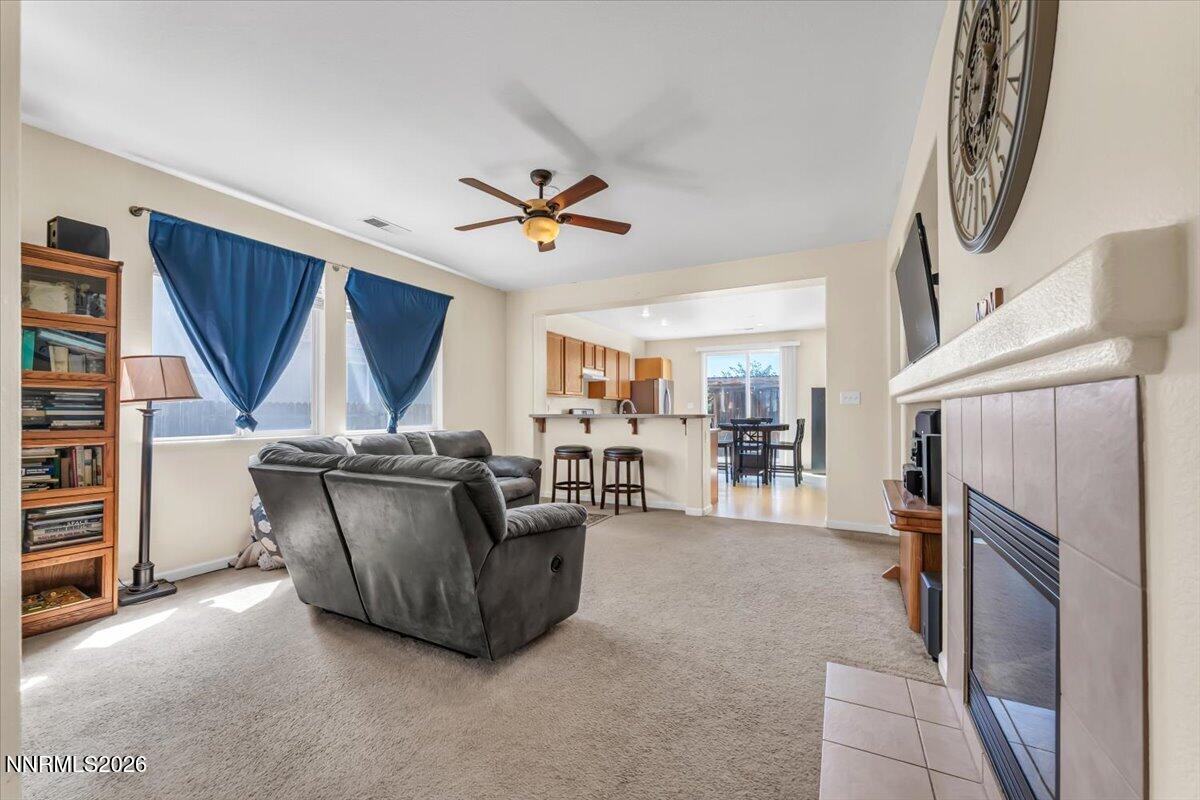 1475 Mountain Rose Drive Property Photo 4