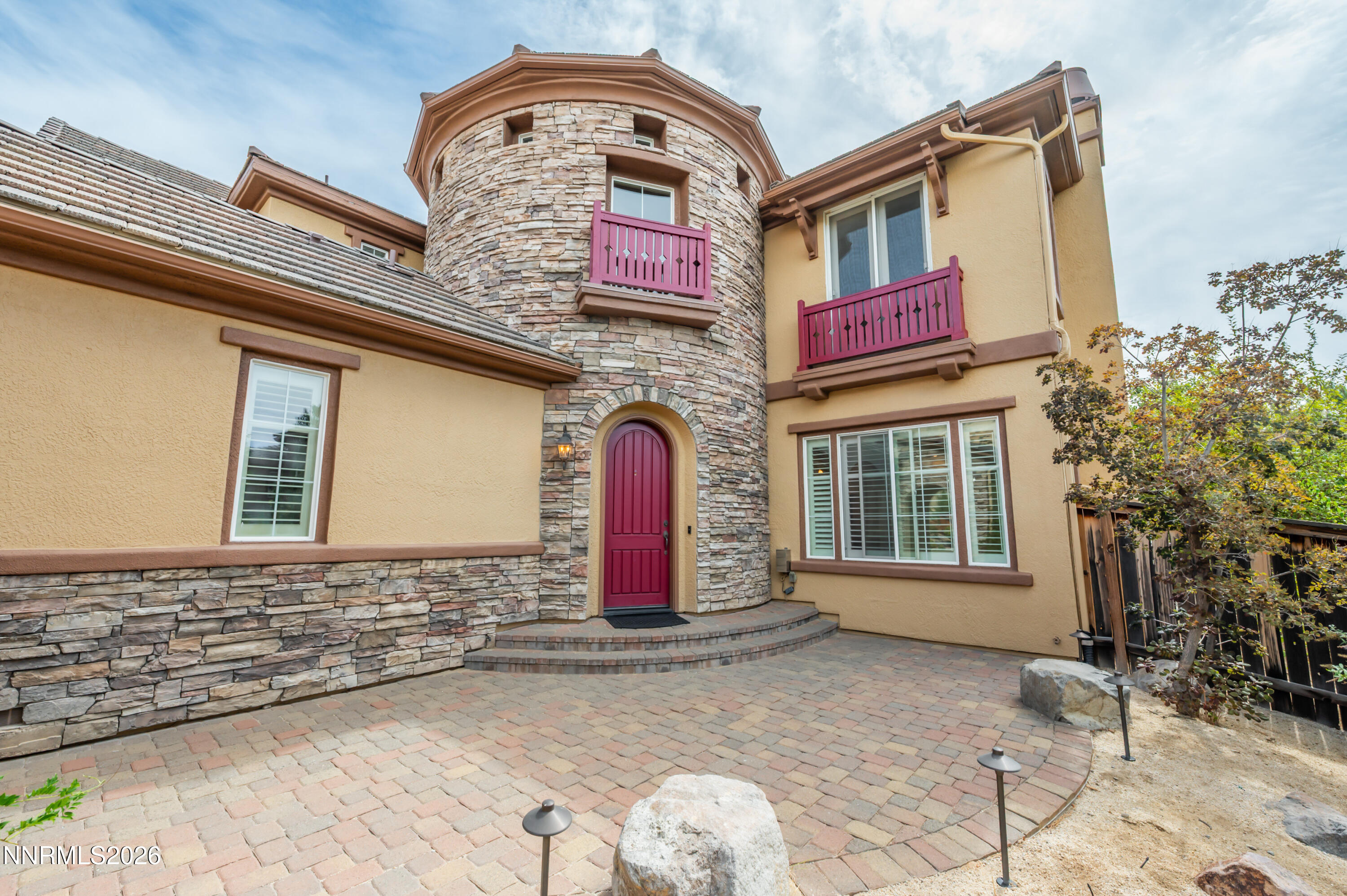 2290 Ridge Field Trail Property Photo 8