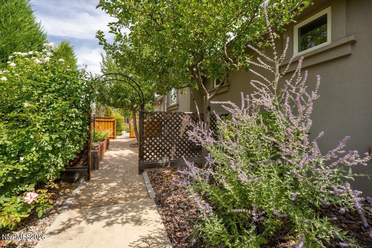 7365 Silver King Drive Property Photo 49