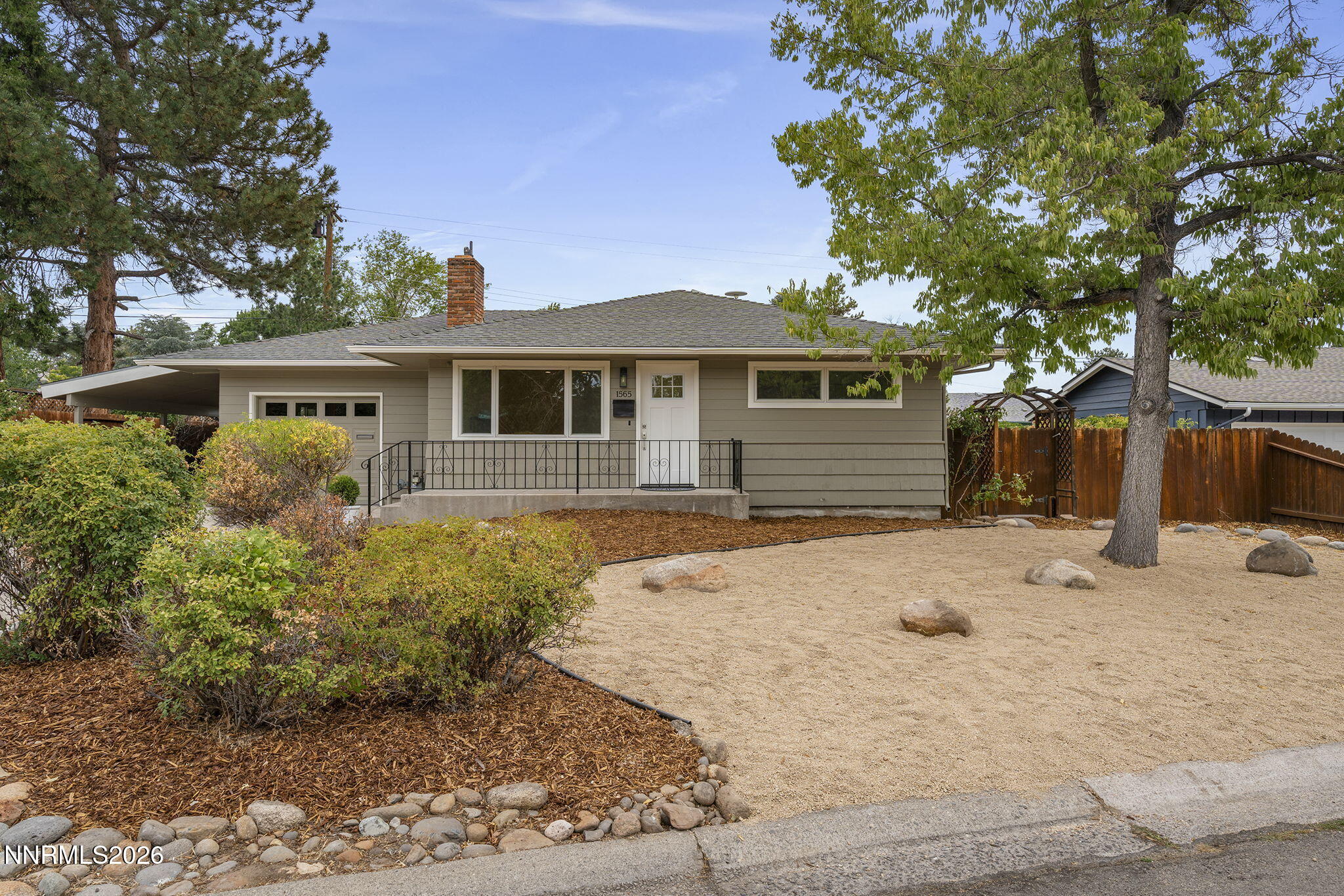1565 Mckinley Drive Property Photo 2