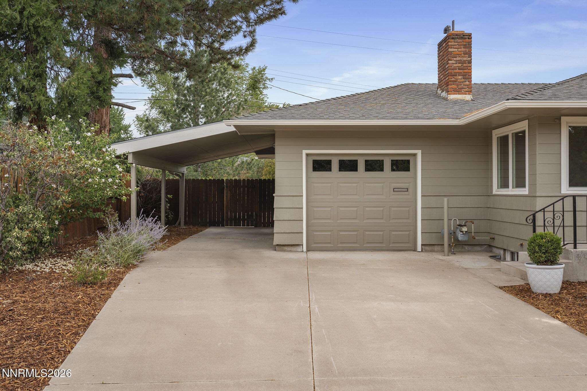 1565 Mckinley Drive Property Photo 4