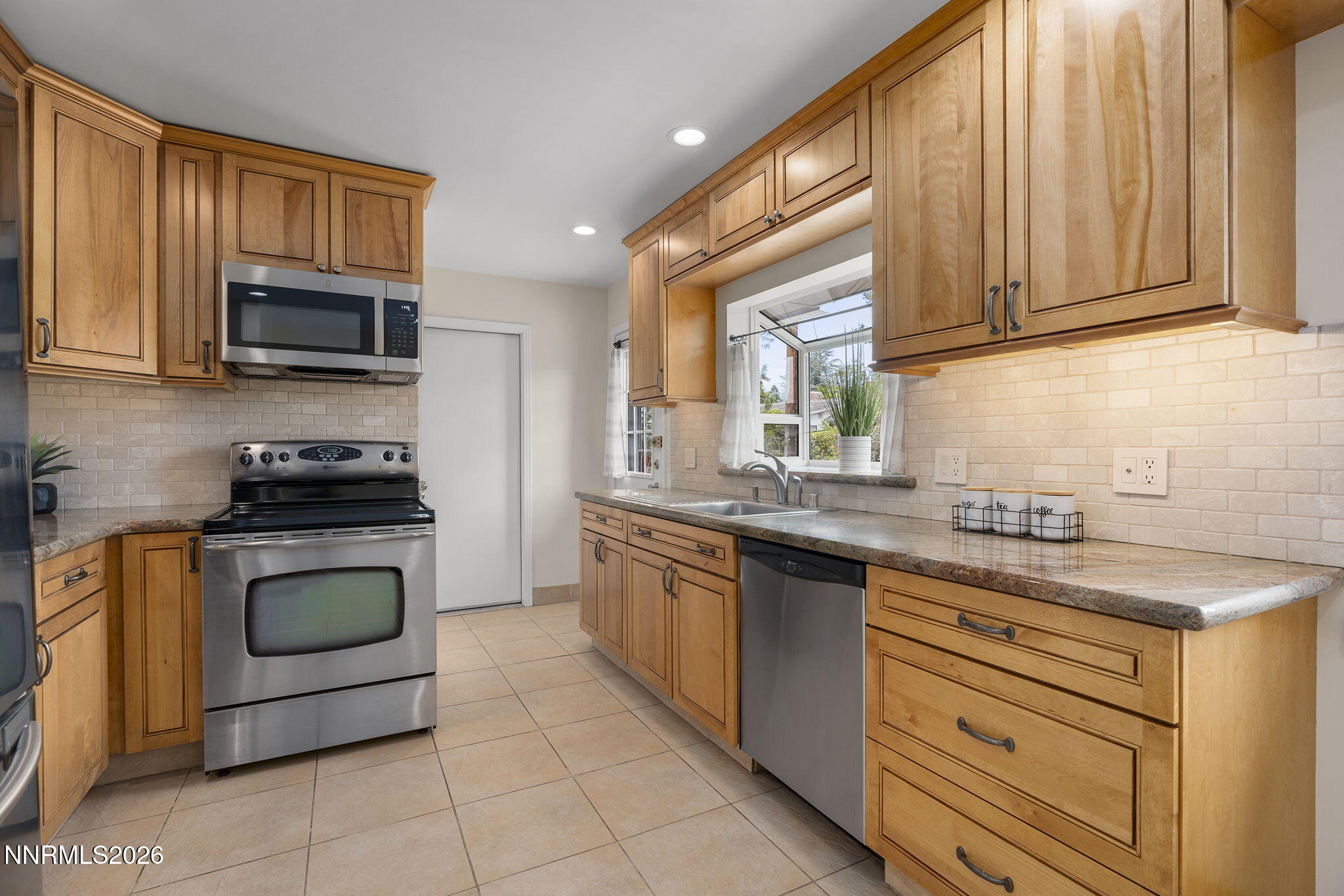 1565 Mckinley Drive Property Photo 11