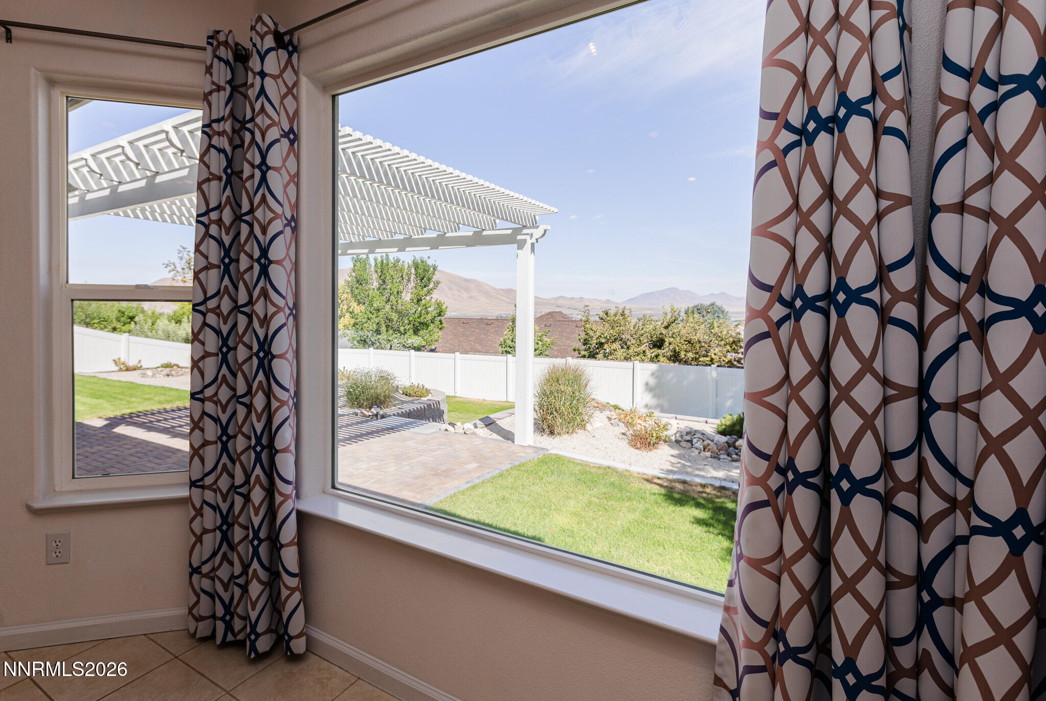 5335 Snowy Mountain Drive Property Photo 11