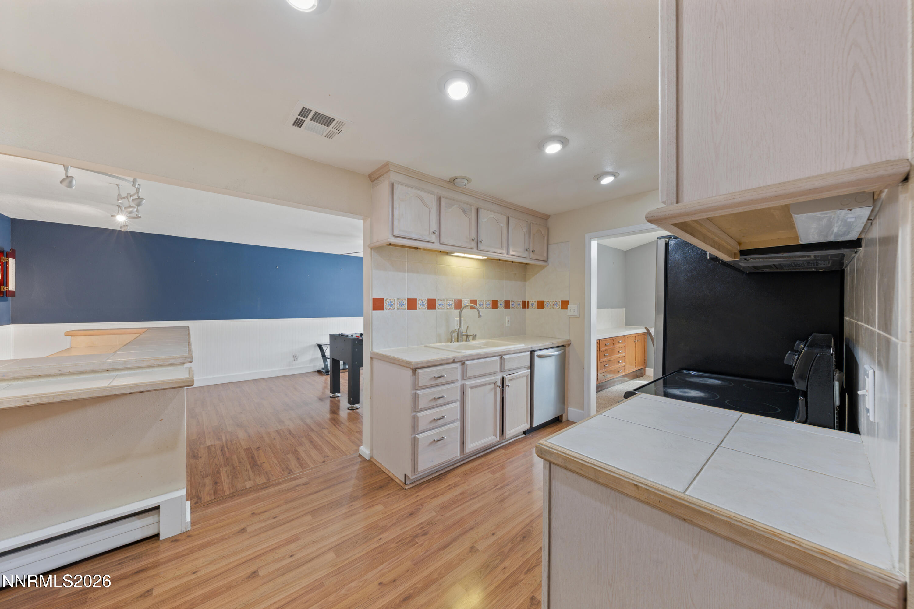 901 Lyman Avenue Property Photo 15