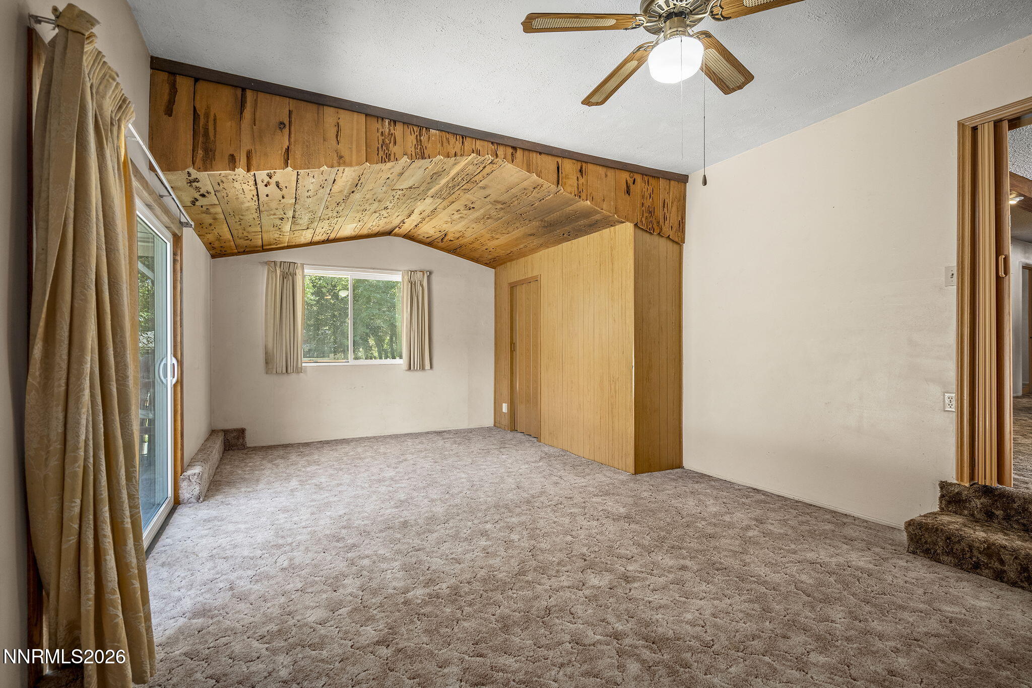 22875 Carriage Drive Property Photo 14