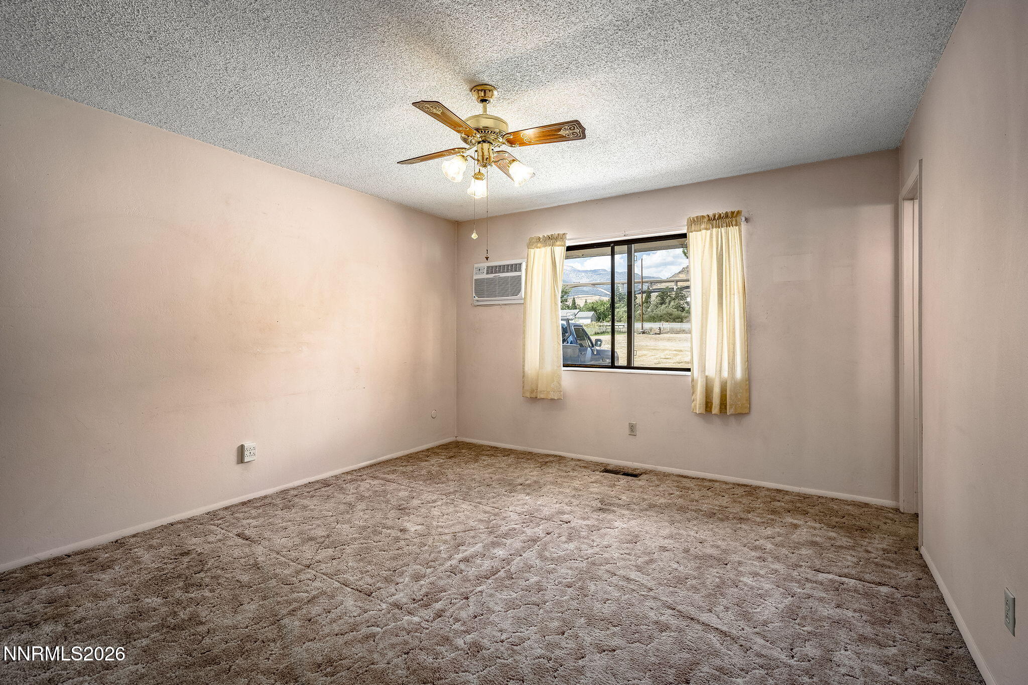 22875 Carriage Drive Property Photo 16