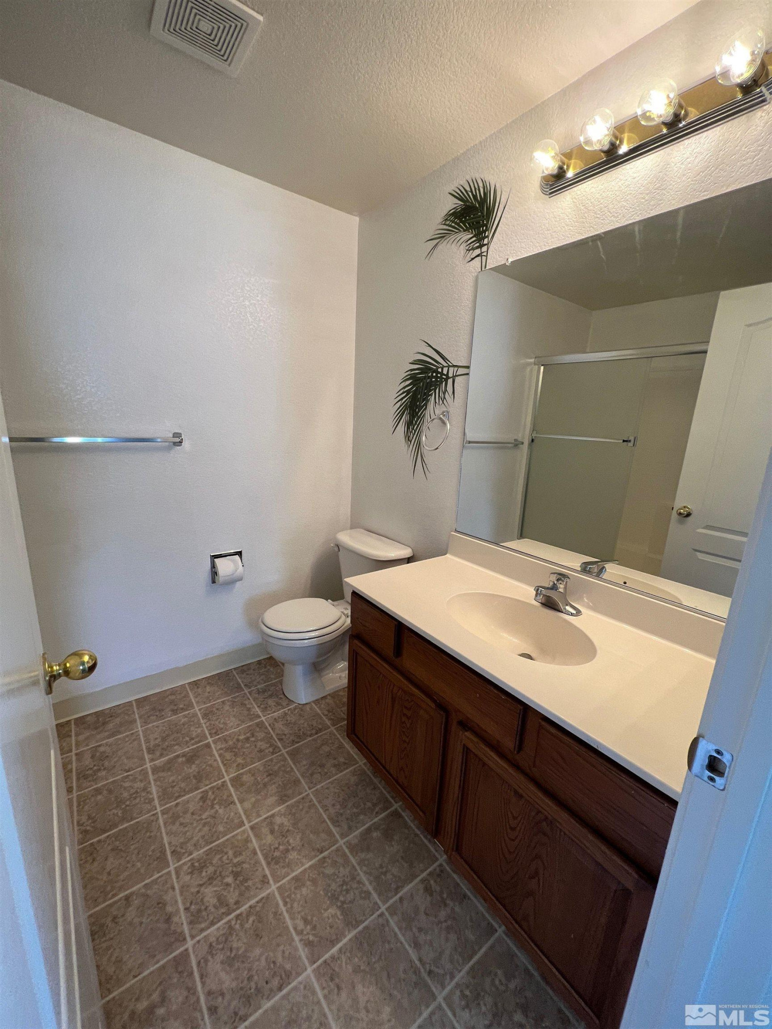 1889 Cambridge Hills Court Property Photo 15
