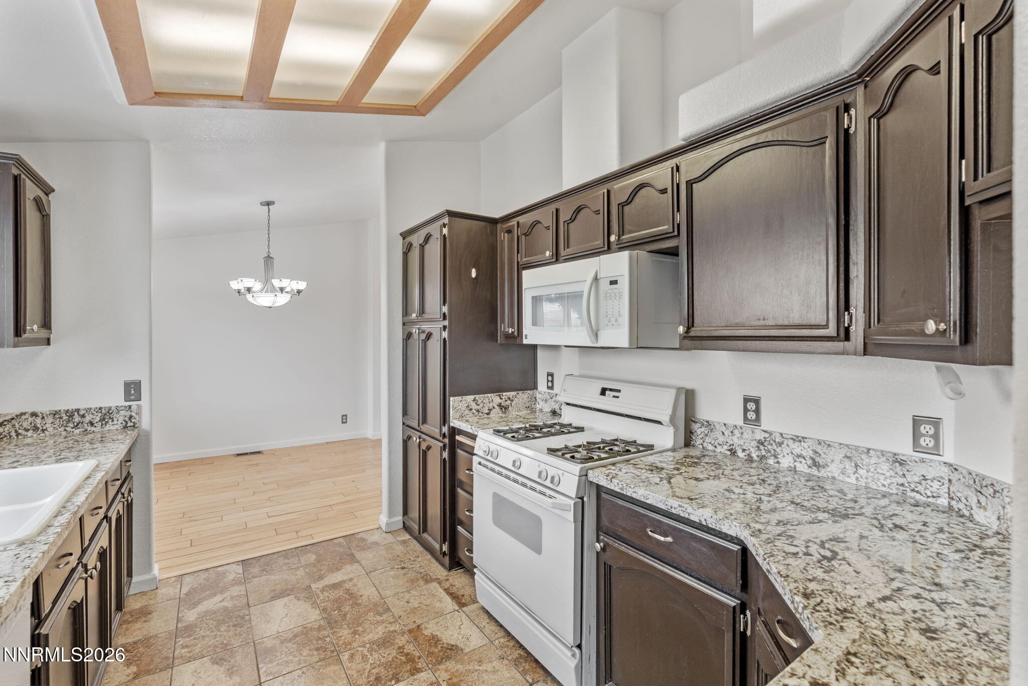 8870 Western Skies Drive Property Photo 19