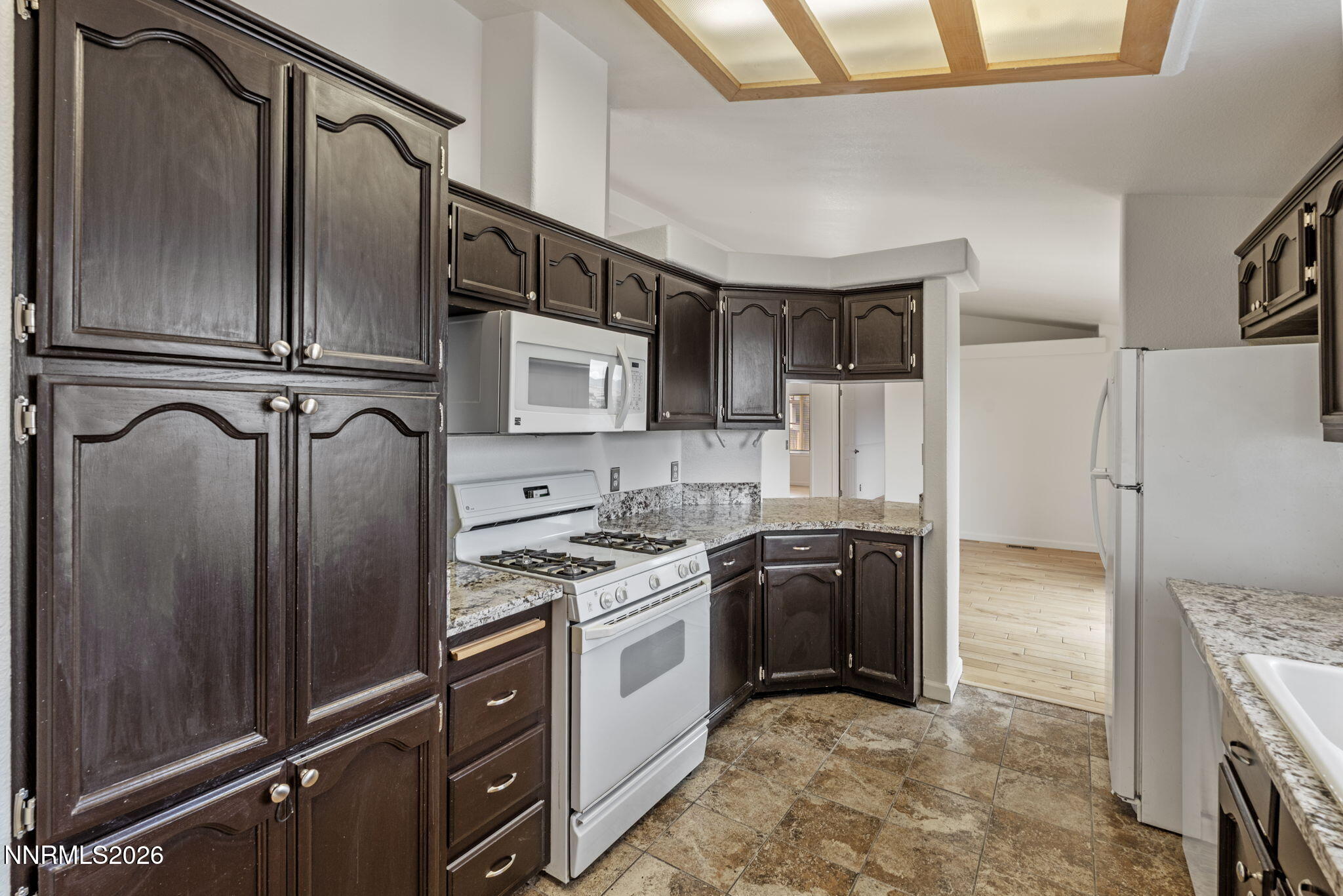 8870 Western Skies Drive Property Photo 21