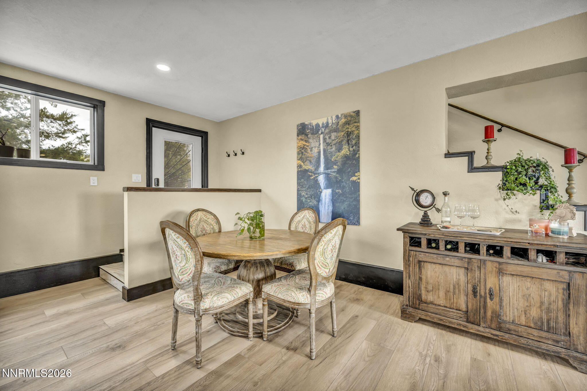 15950 Carl Drive Property Photo 12
